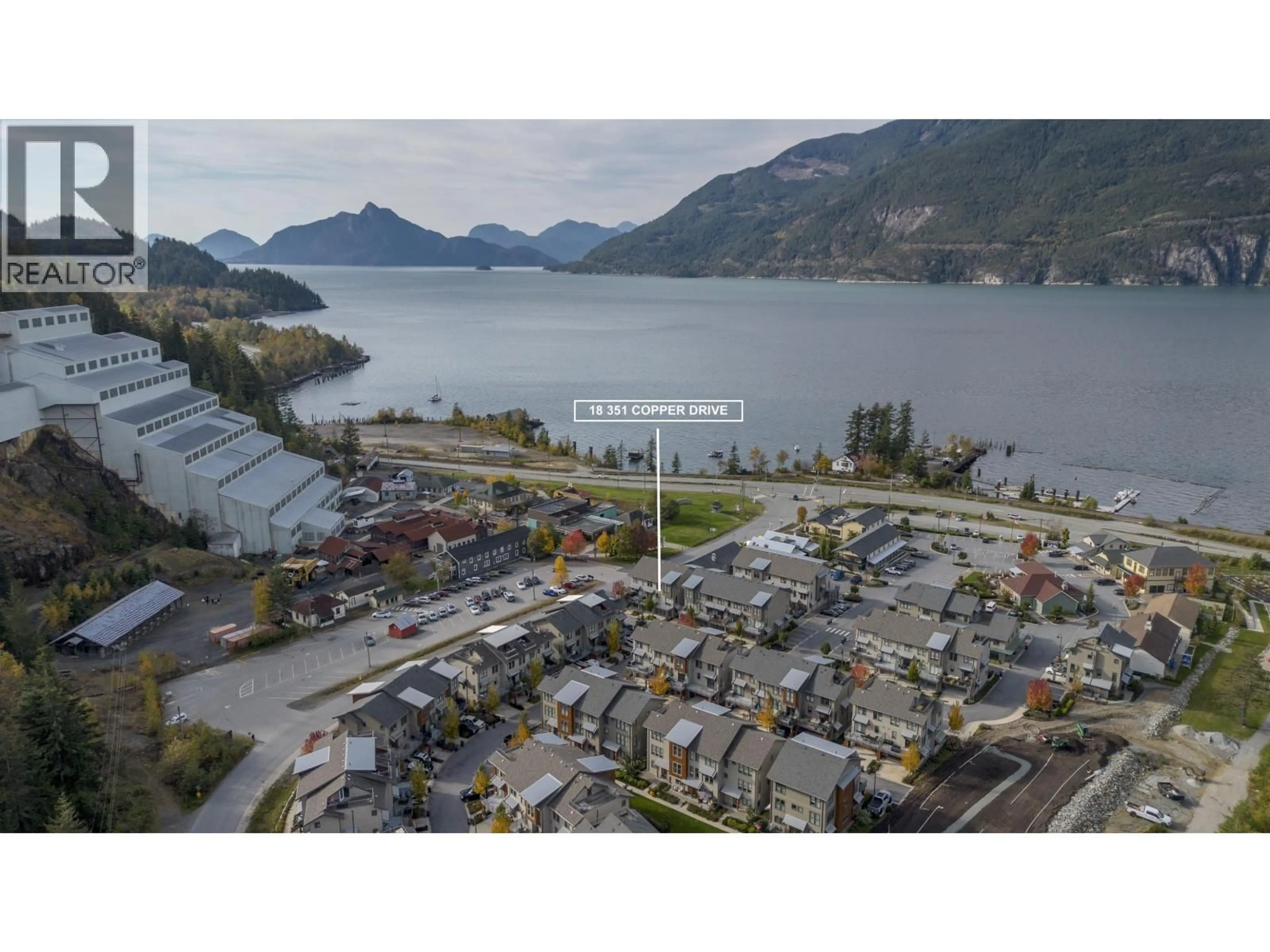 A pic from outside/outdoor area/front of a property/back of a property/a pic from drone, water/lake/river/ocean view for 18 - 351 COPPER DRIVE, Britannia Beach British Columbia V8B0C1