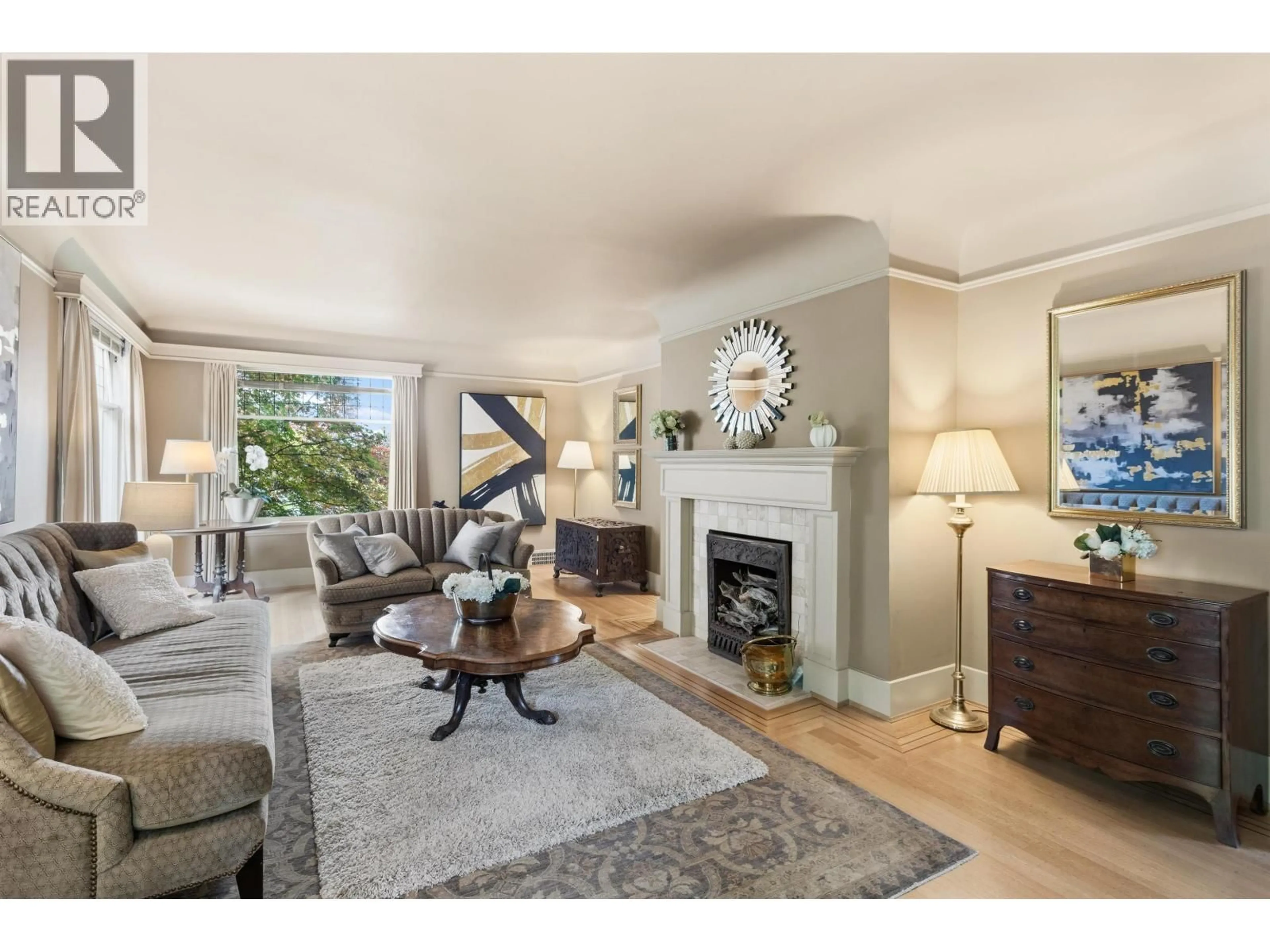 Living room with furniture, unknown for 1971 36TH AVENUE, Vancouver British Columbia V6M1K7
