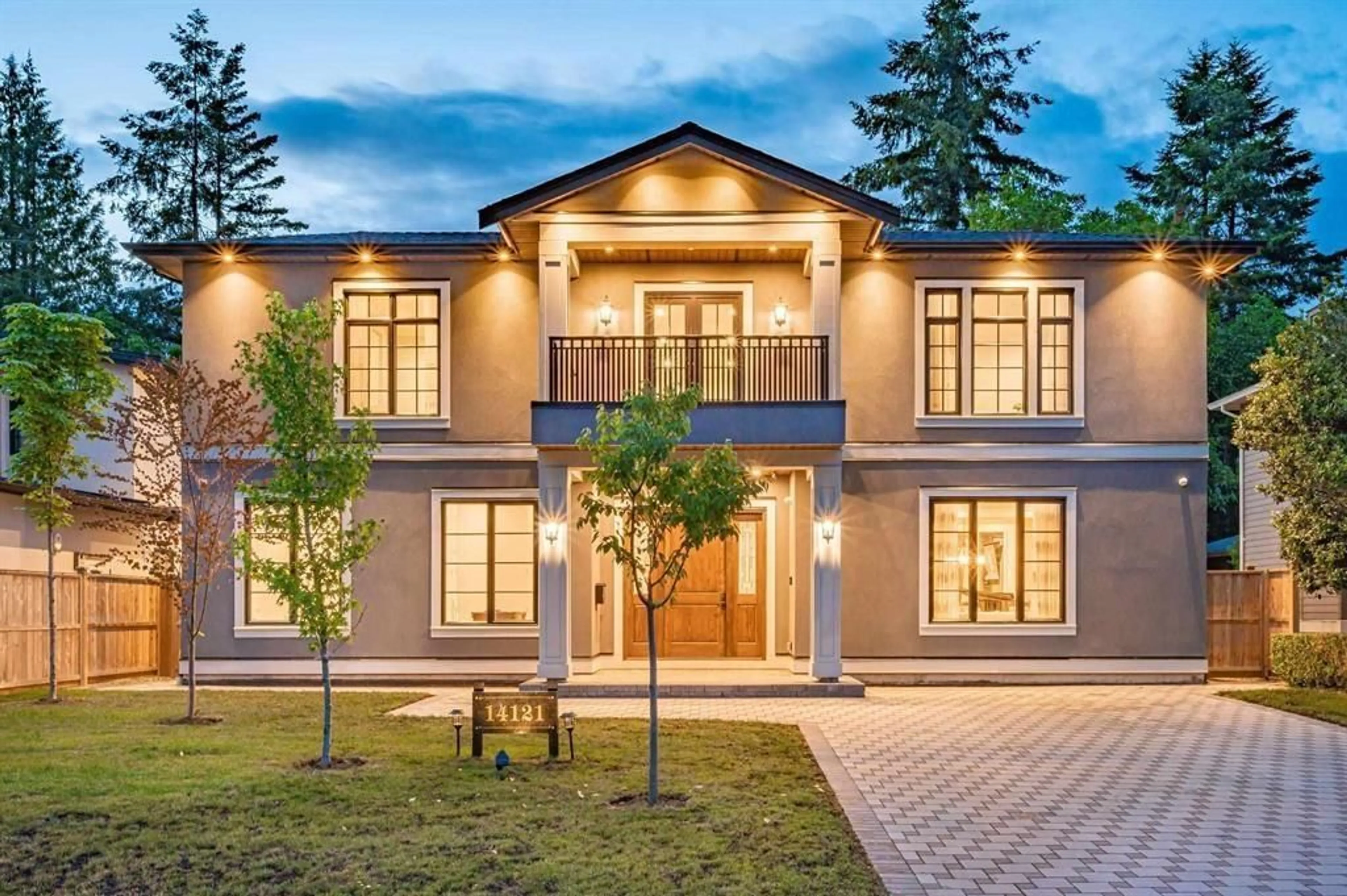 Home with brick exterior material, street for 14121 COLDICUTT AVENUE, White Rock British Columbia V4B3B5