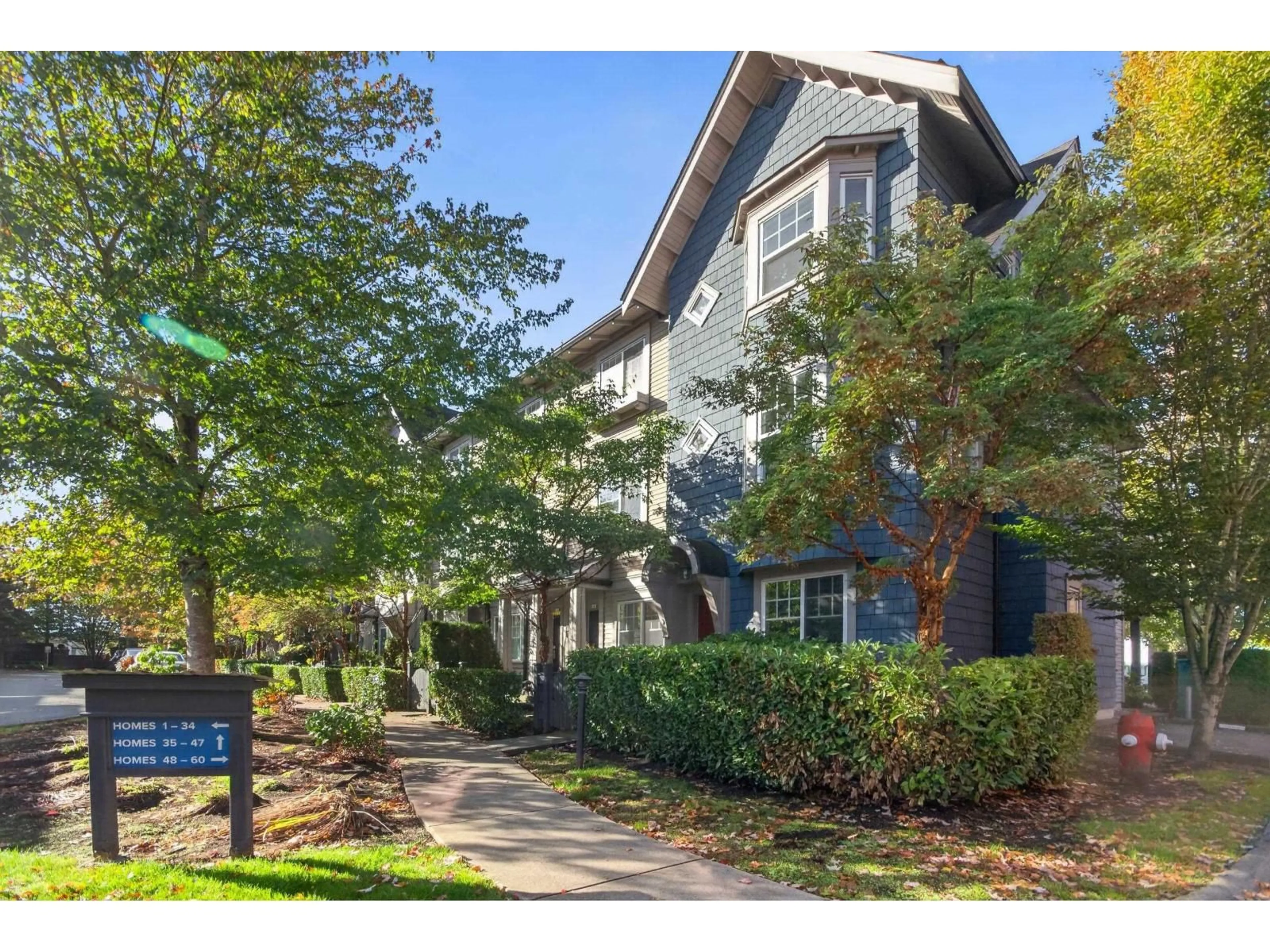 Unknown for 43 - 6450 187 STREET, Surrey British Columbia V3S2X4