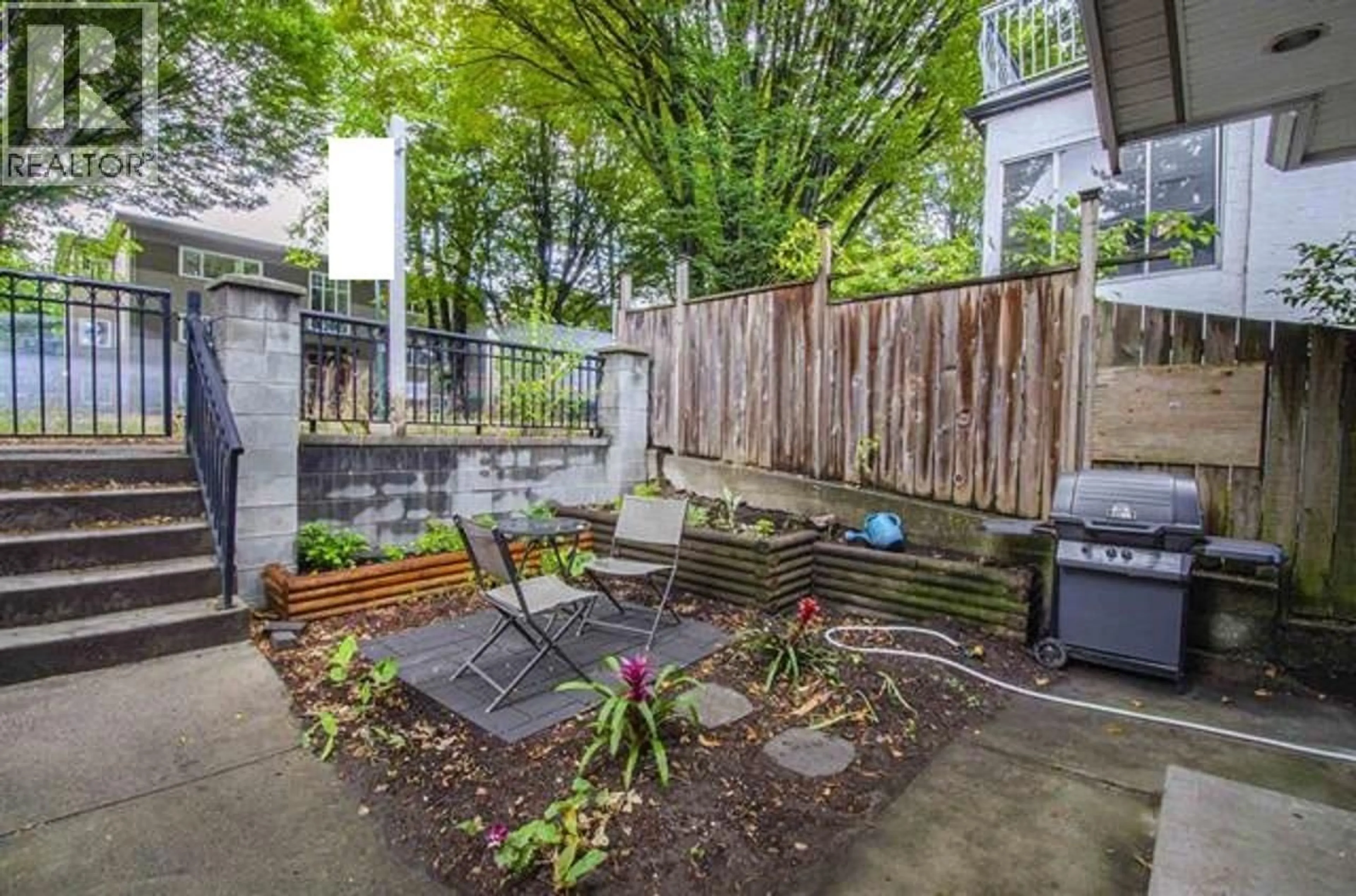 Patio, street for 1550 1ST AVENUE, Vancouver British Columbia V5N1A5