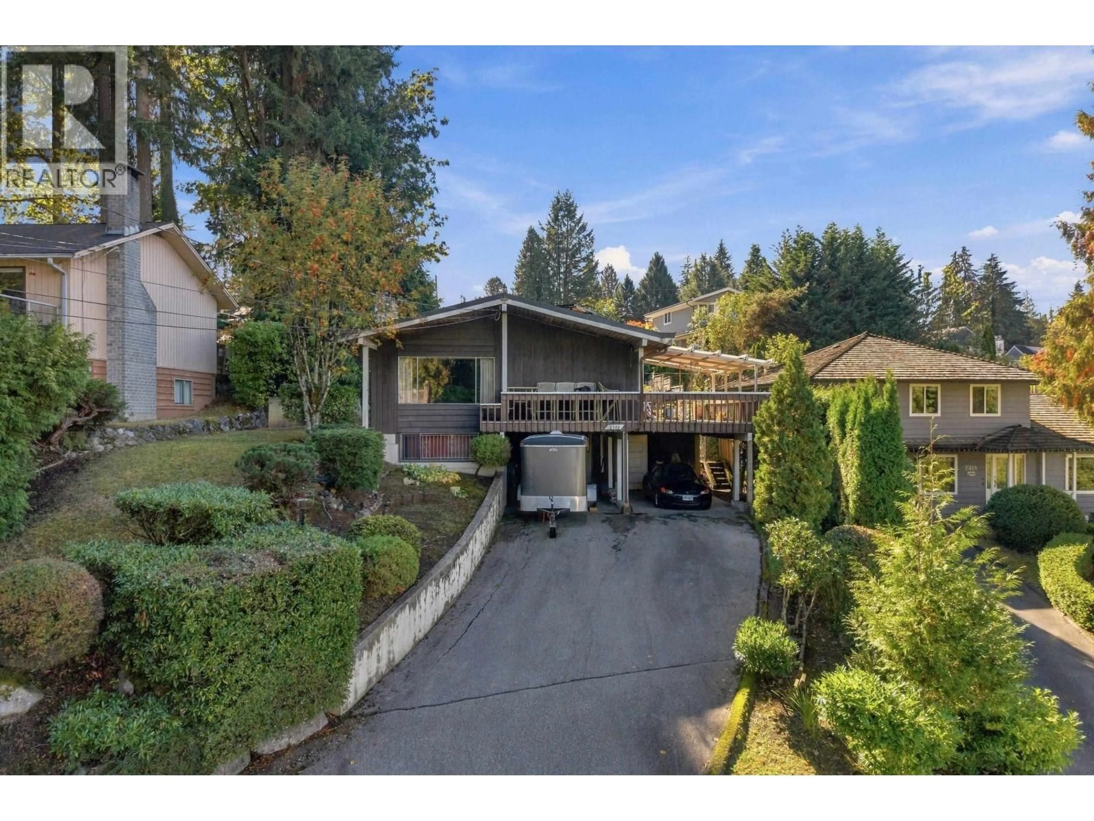 A pic from outside/outdoor area/front of a property/back of a property/a pic from drone, street for 2322 SUMPTER DRIVE, Coquitlam British Columbia V3J6Y2
