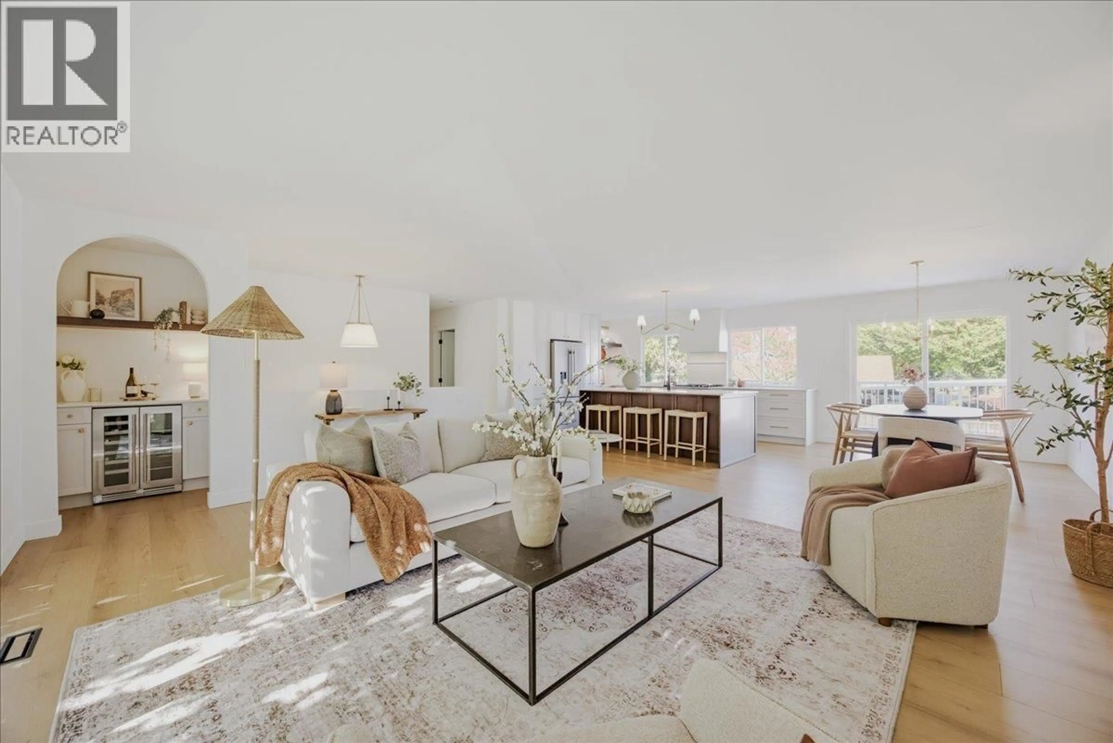 Living room with furniture, unknown for 21819 DOVER ROAD, Maple Ridge British Columbia V2X7V6