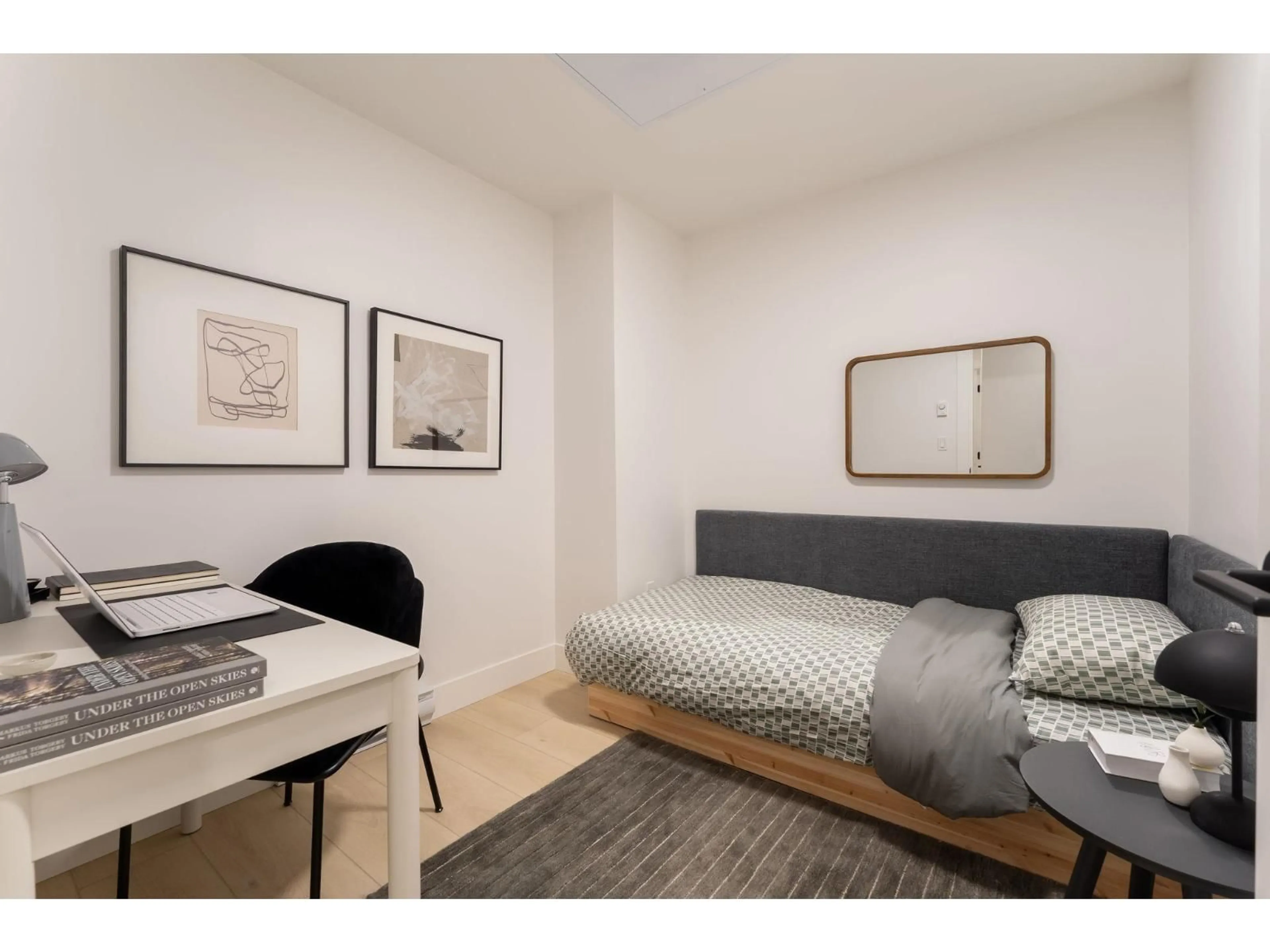 A pic of a room for 213 - 30424 CARDINAL AVENUE, Abbotsford British Columbia N0N0N0