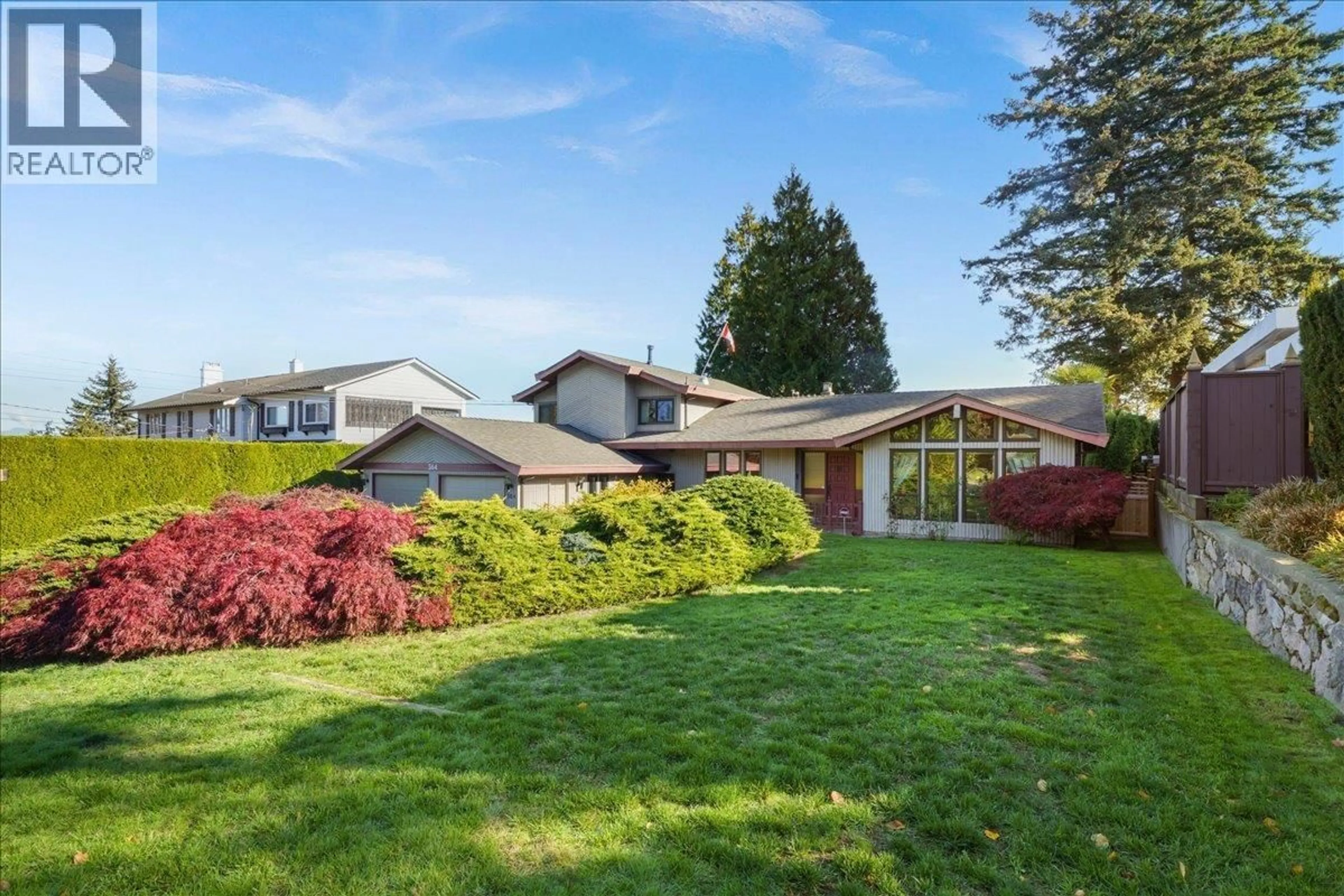 A pic from outside/outdoor area/front of a property/back of a property/a pic from drone, unknown for 364 54 STREET, Delta British Columbia V4M3G5