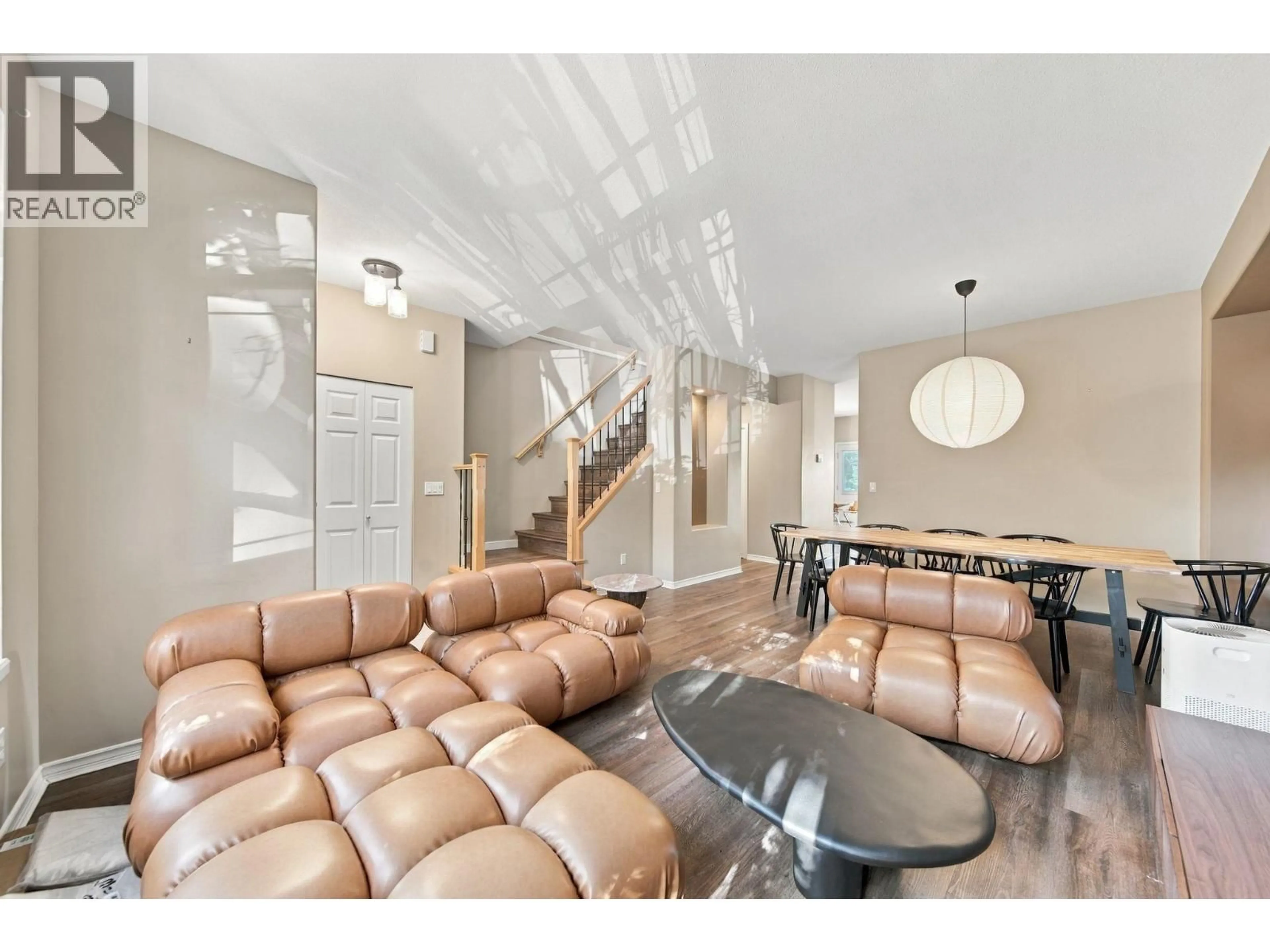 Living room with furniture, unknown for 24115 102A AVENUE, Maple Ridge British Columbia V2W2B3