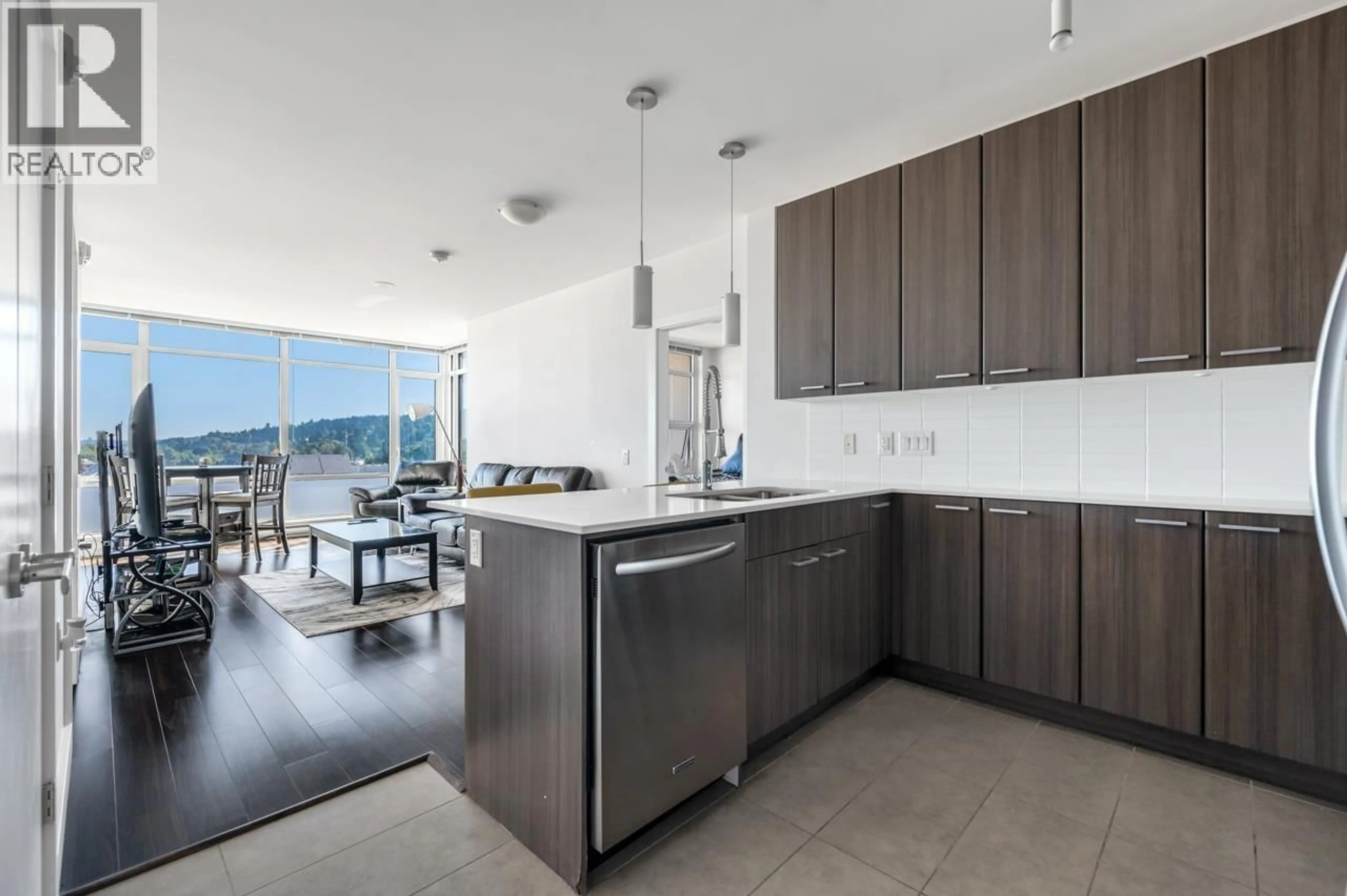 Open concept kitchen, ceramic/tile floor for 806 - 2955 ATLANTIC AVENUE, Port Coquitlam British Columbia V3B0H9
