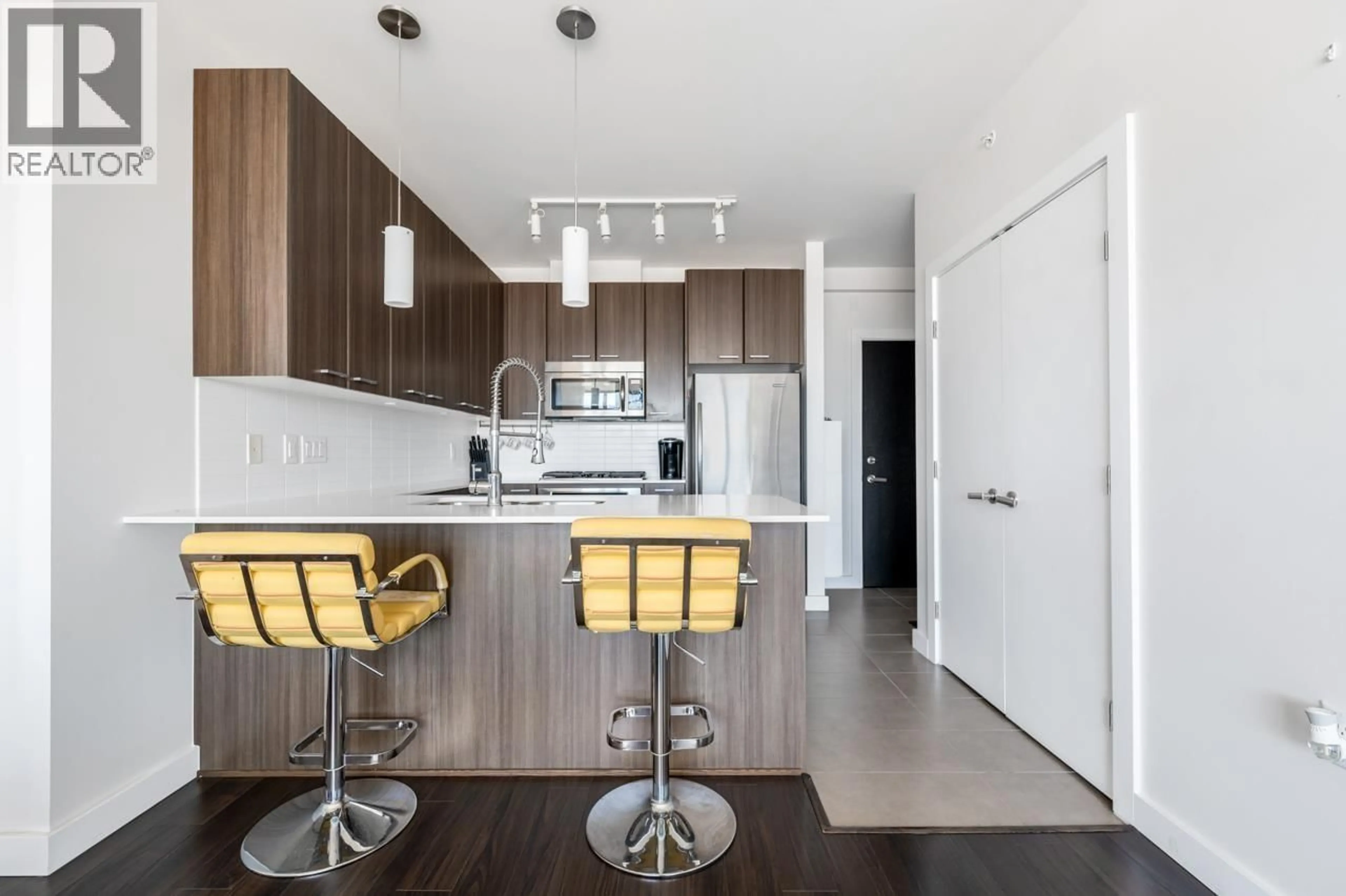 Open concept kitchen, unknown for 806 - 2955 ATLANTIC AVENUE, Port Coquitlam British Columbia V3B0H9