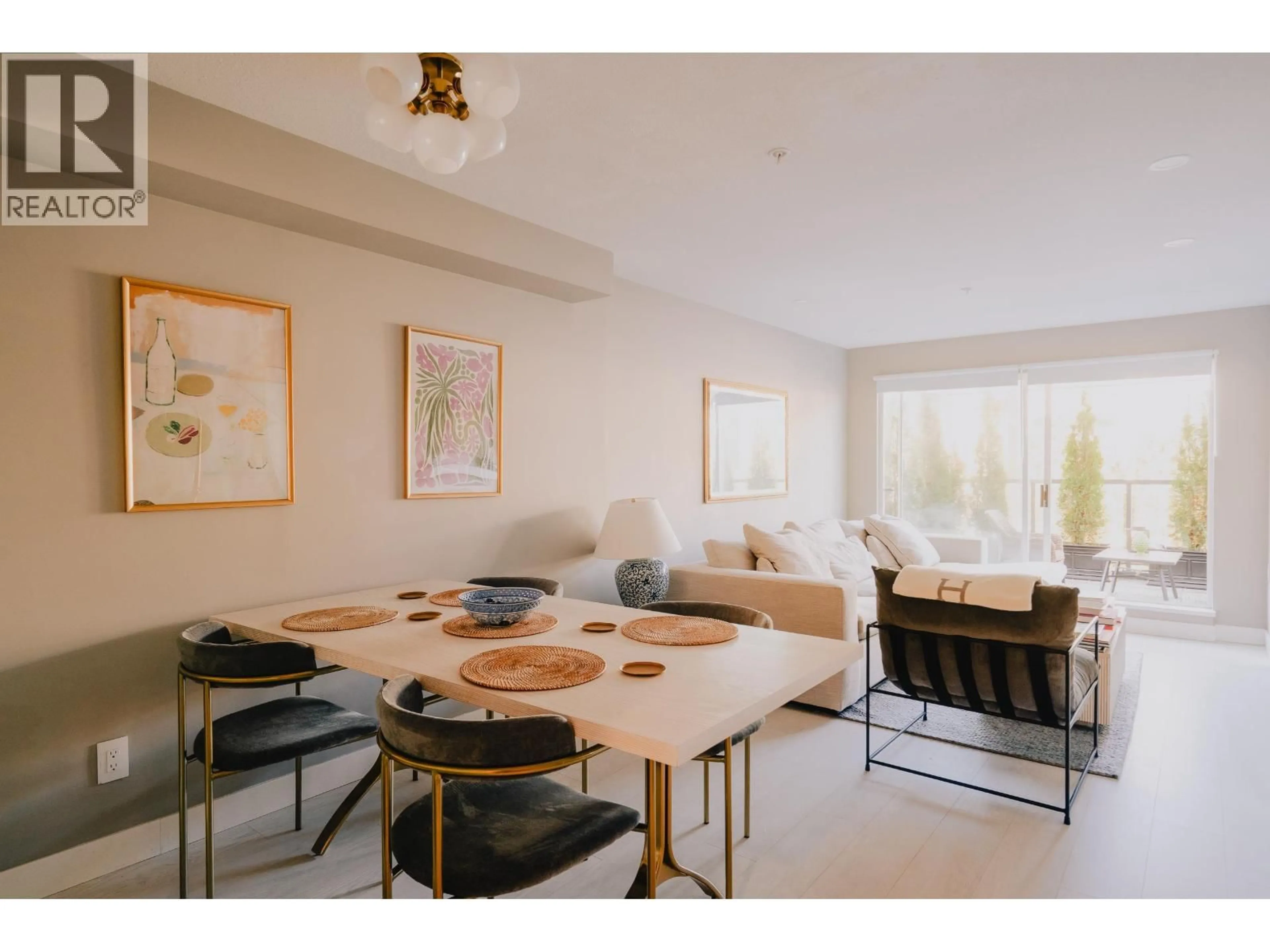 Unknown for 1 - 2880 4TH AVENUE, Vancouver British Columbia V6K1R2