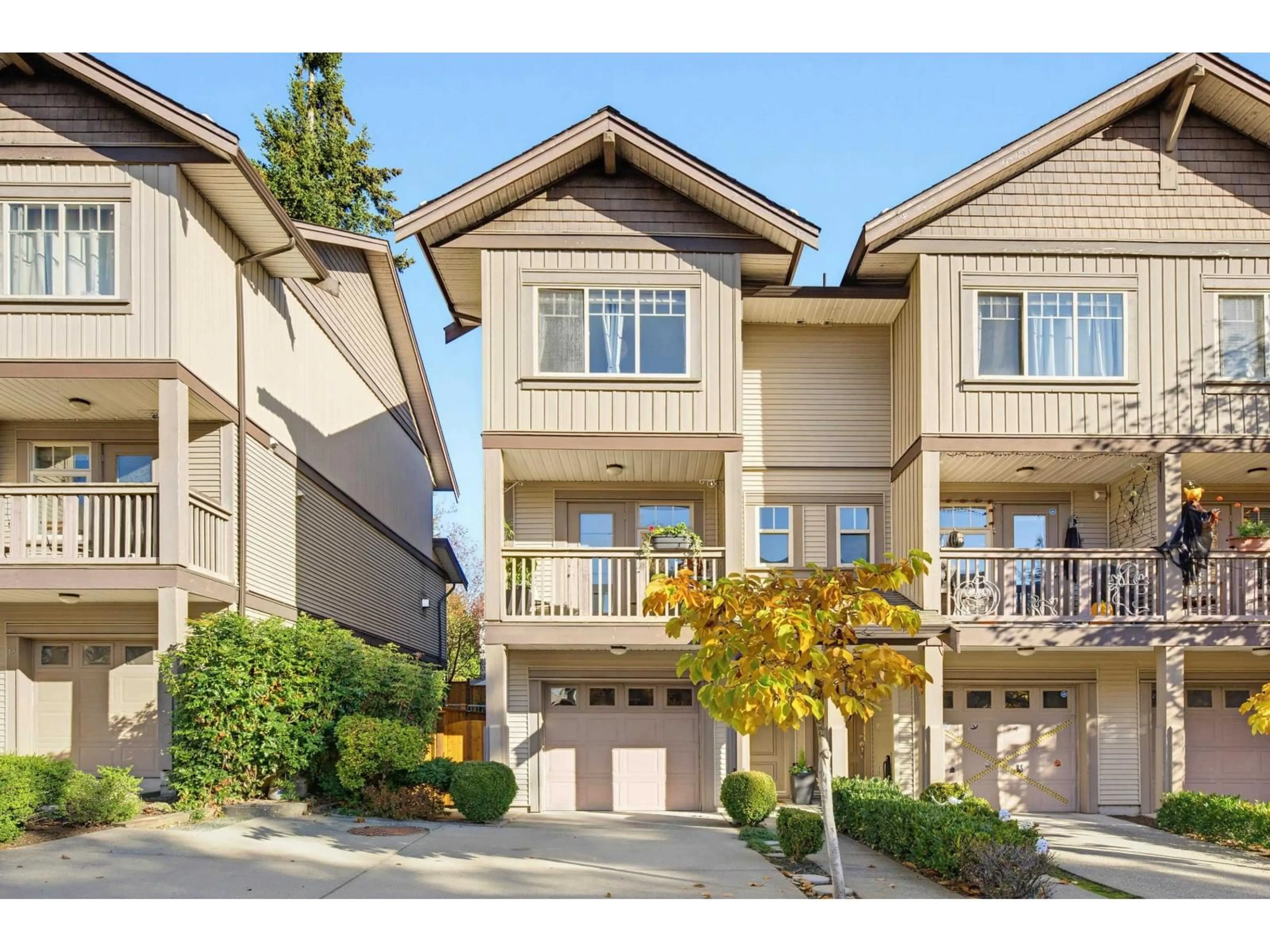 Unknown for 13 - 6238 192 STREET, Surrey British Columbia V3S0S2