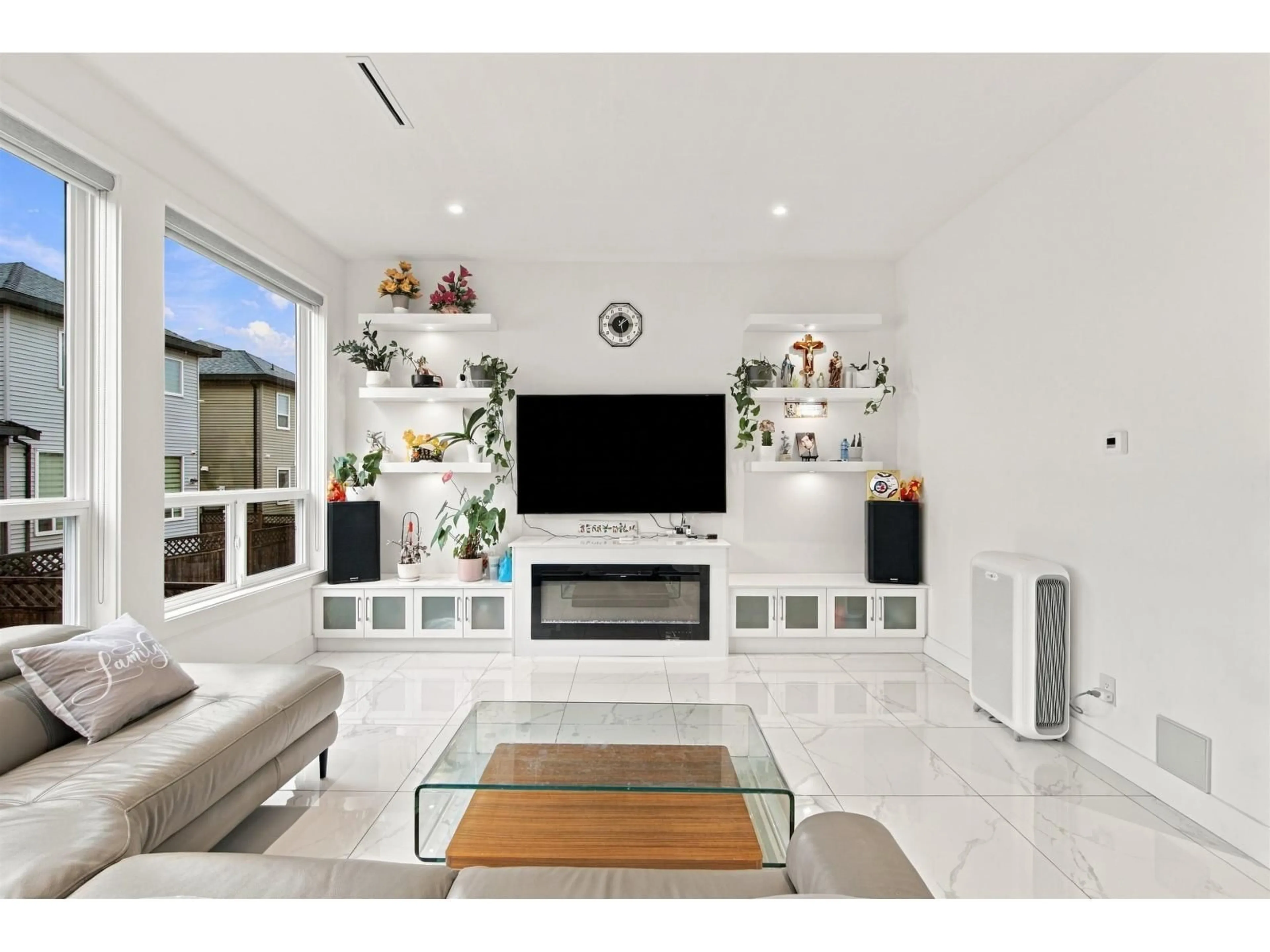 Home theater for 5929 140B STREET, Surrey British Columbia V3X0J3