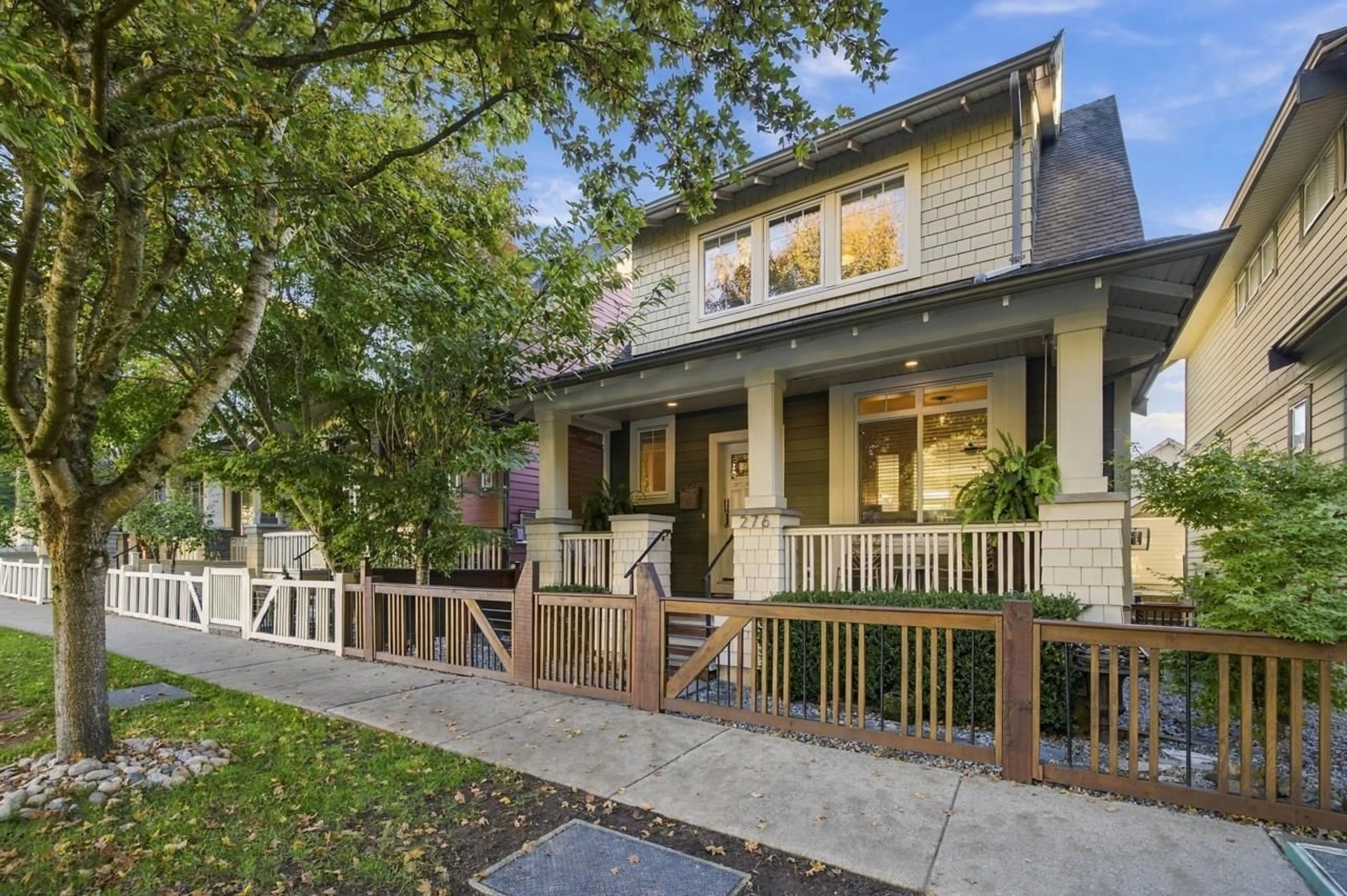 Home with brick exterior material, street for 276 172 STREET, Surrey British Columbia V3S9R1