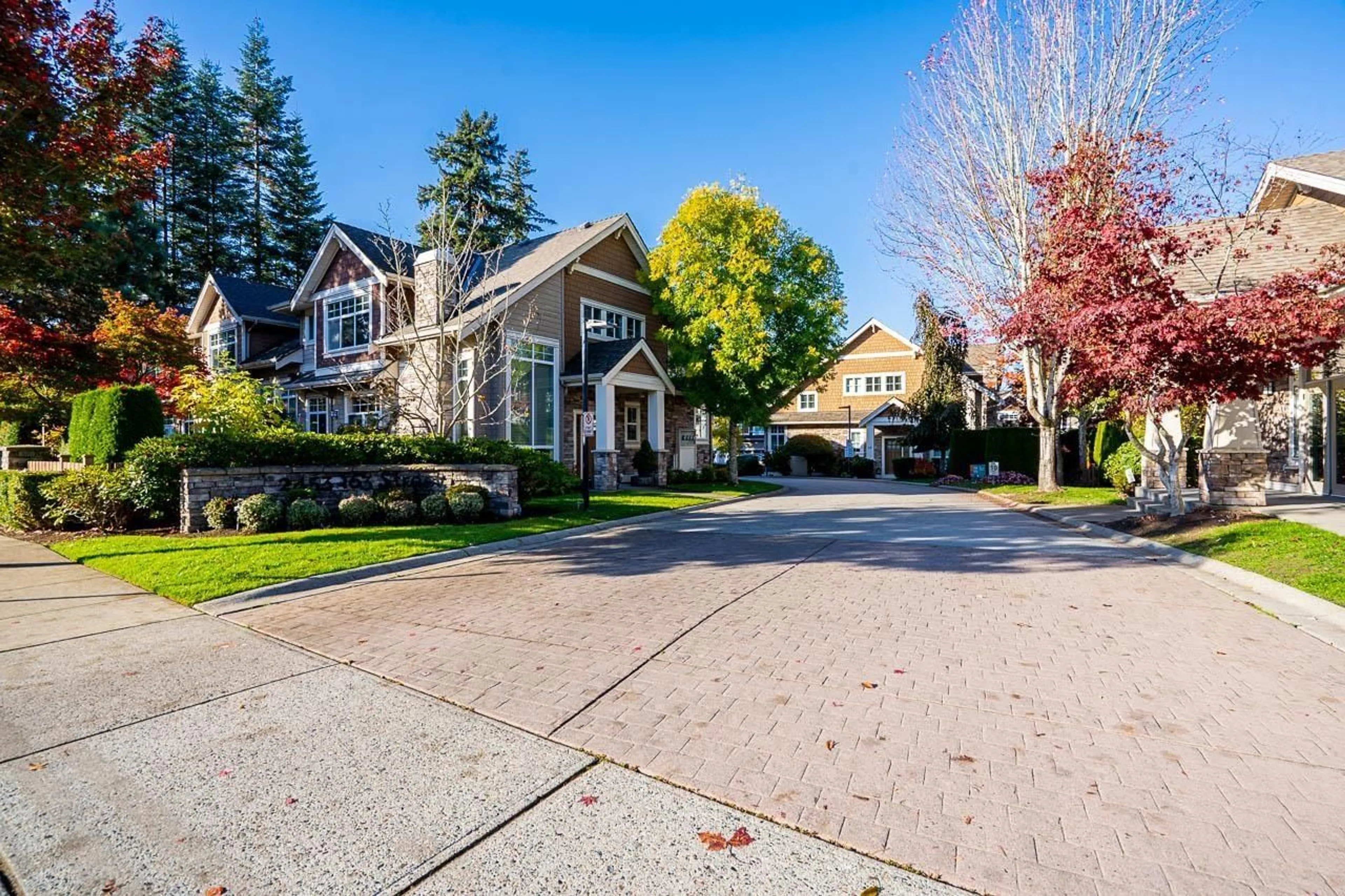 Unknown for 4 - 2453 163 STREET, Surrey British Columbia V3Z8N6