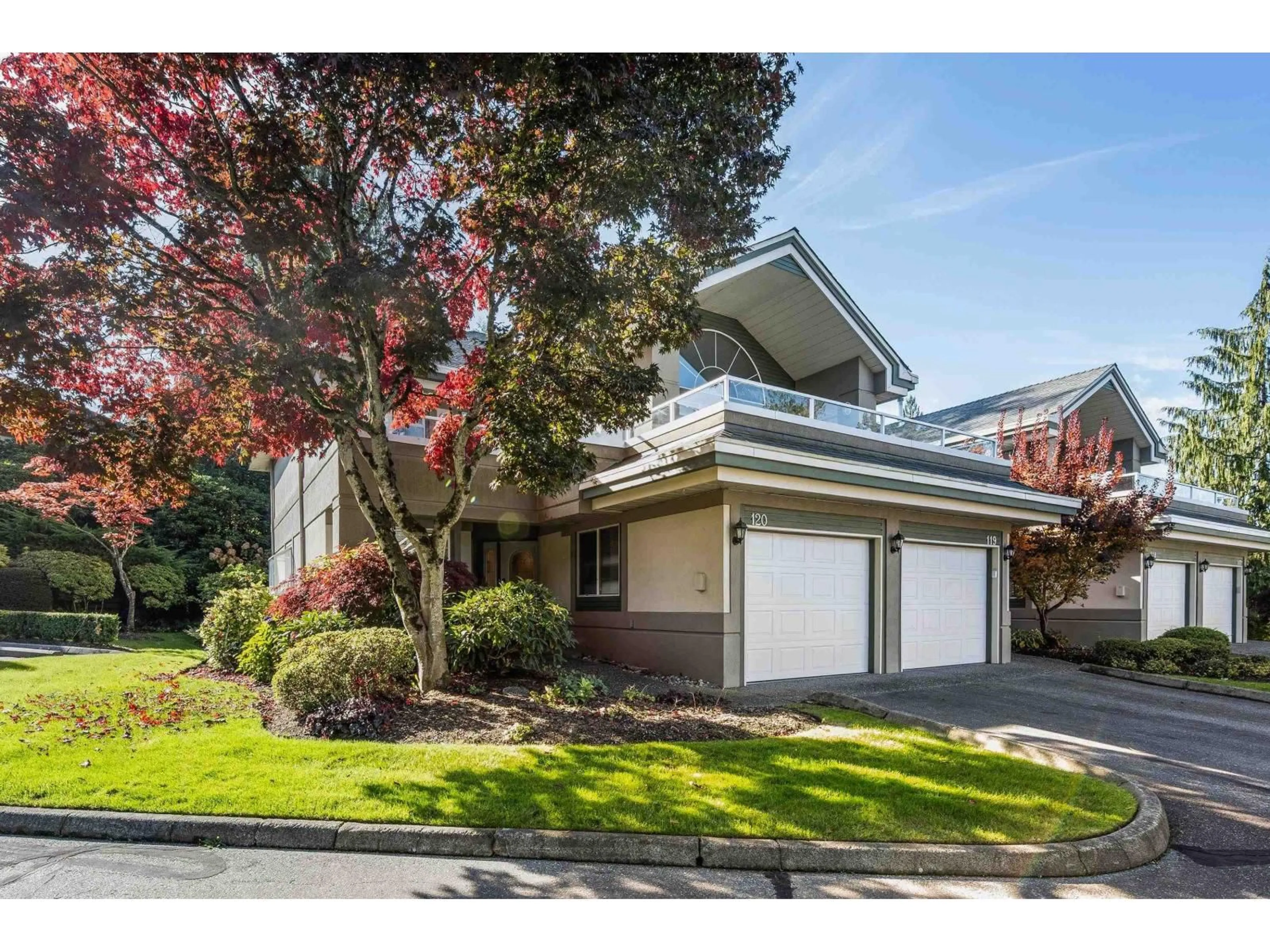 Home with vinyl exterior material, street for 120 - 4001 OLD CLAYBURN ROAD, Abbotsford British Columbia V3G1C5