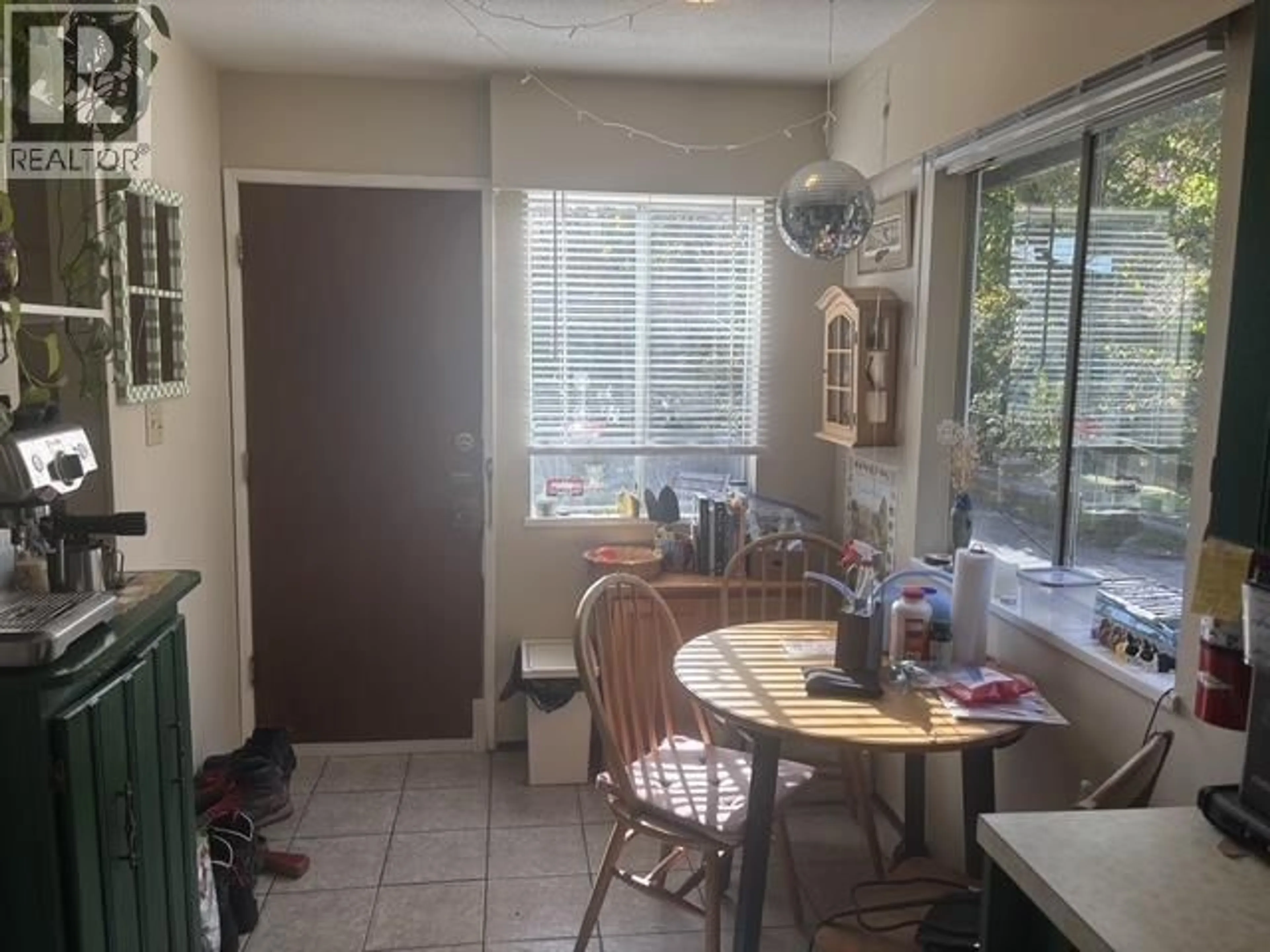 A pic of a room for 1104 18TH AVENUE, Vancouver British Columbia V5V1H2