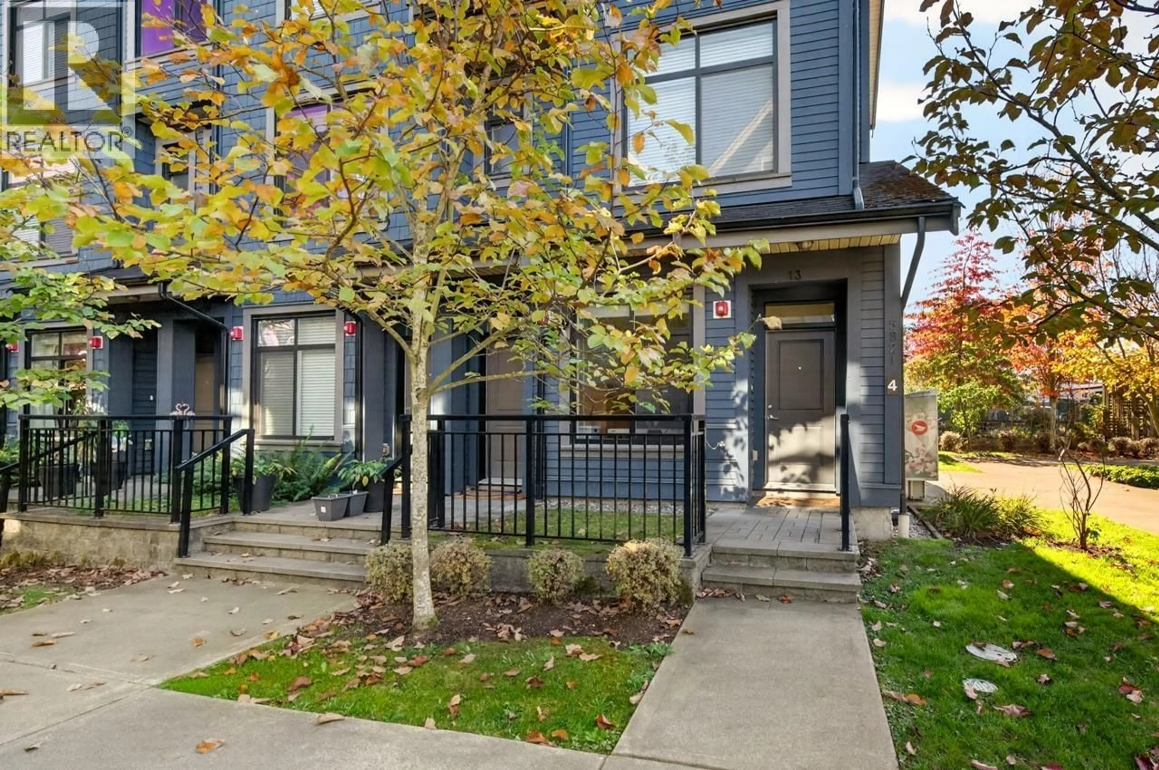 Patio, street for 13 - 5821 WALES STREET, Vancouver British Columbia V5R0E6