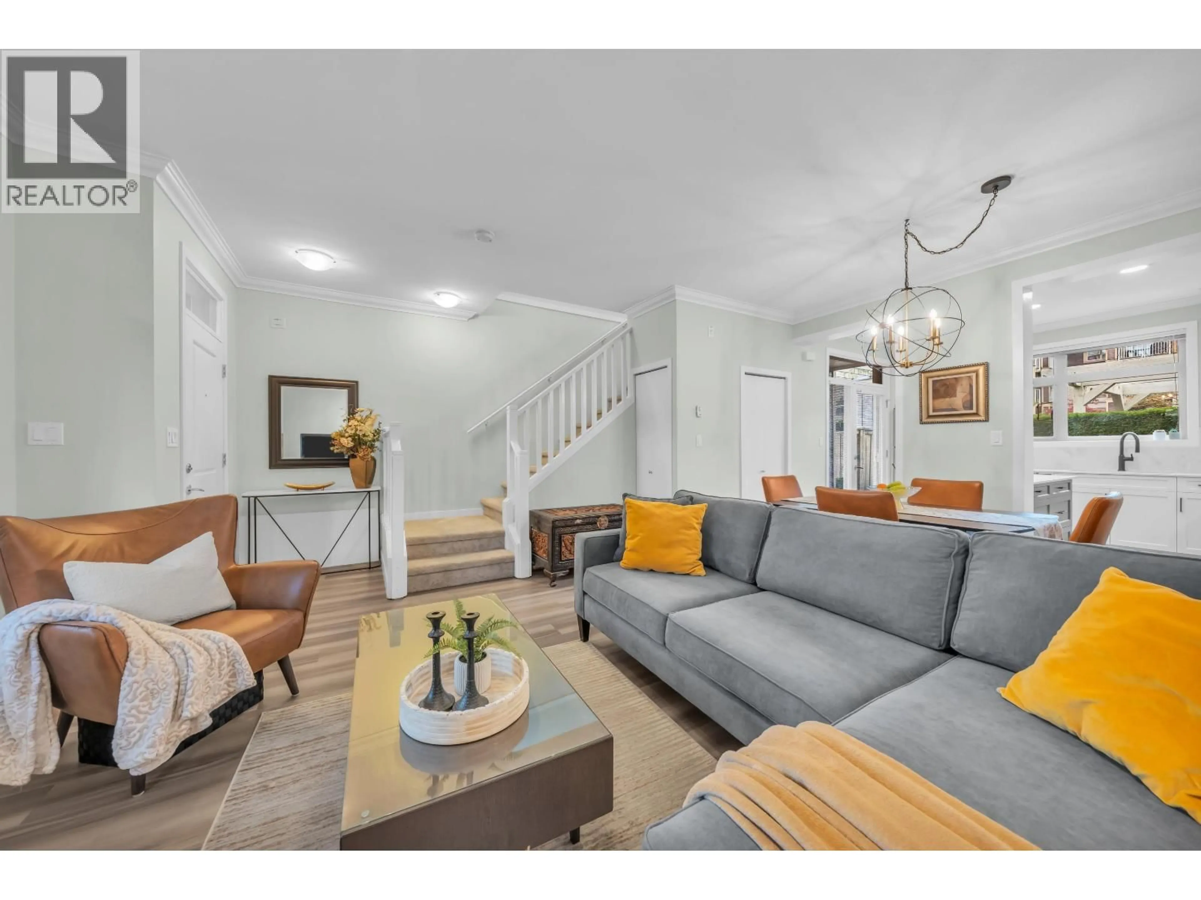 Living room with furniture, unknown for 7345 MACPHERSON AVENUE, Burnaby British Columbia V5J0B2