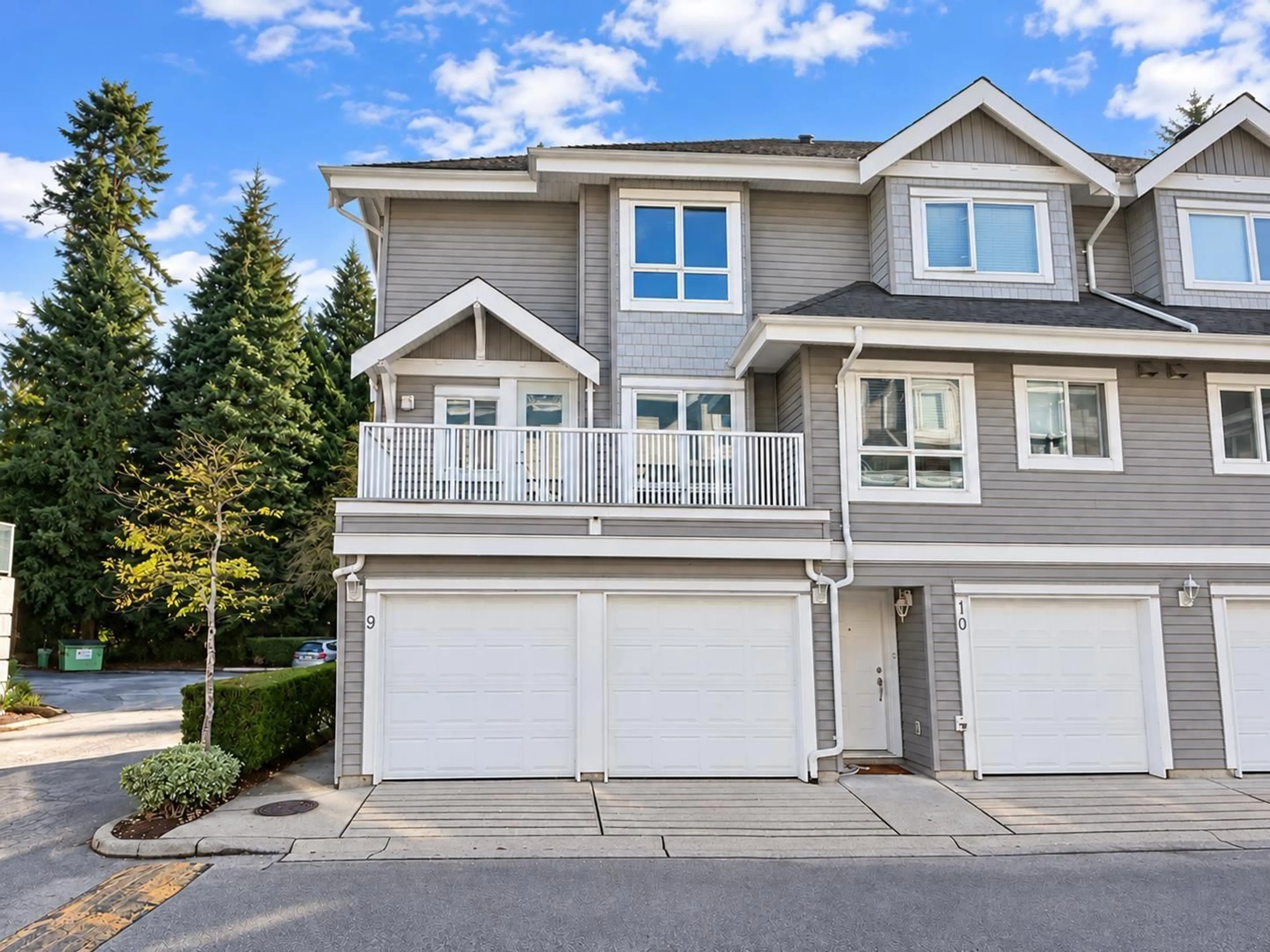 Home with vinyl exterior material, street for 9 - 8968 208 STREET, Langley British Columbia V1M4C5