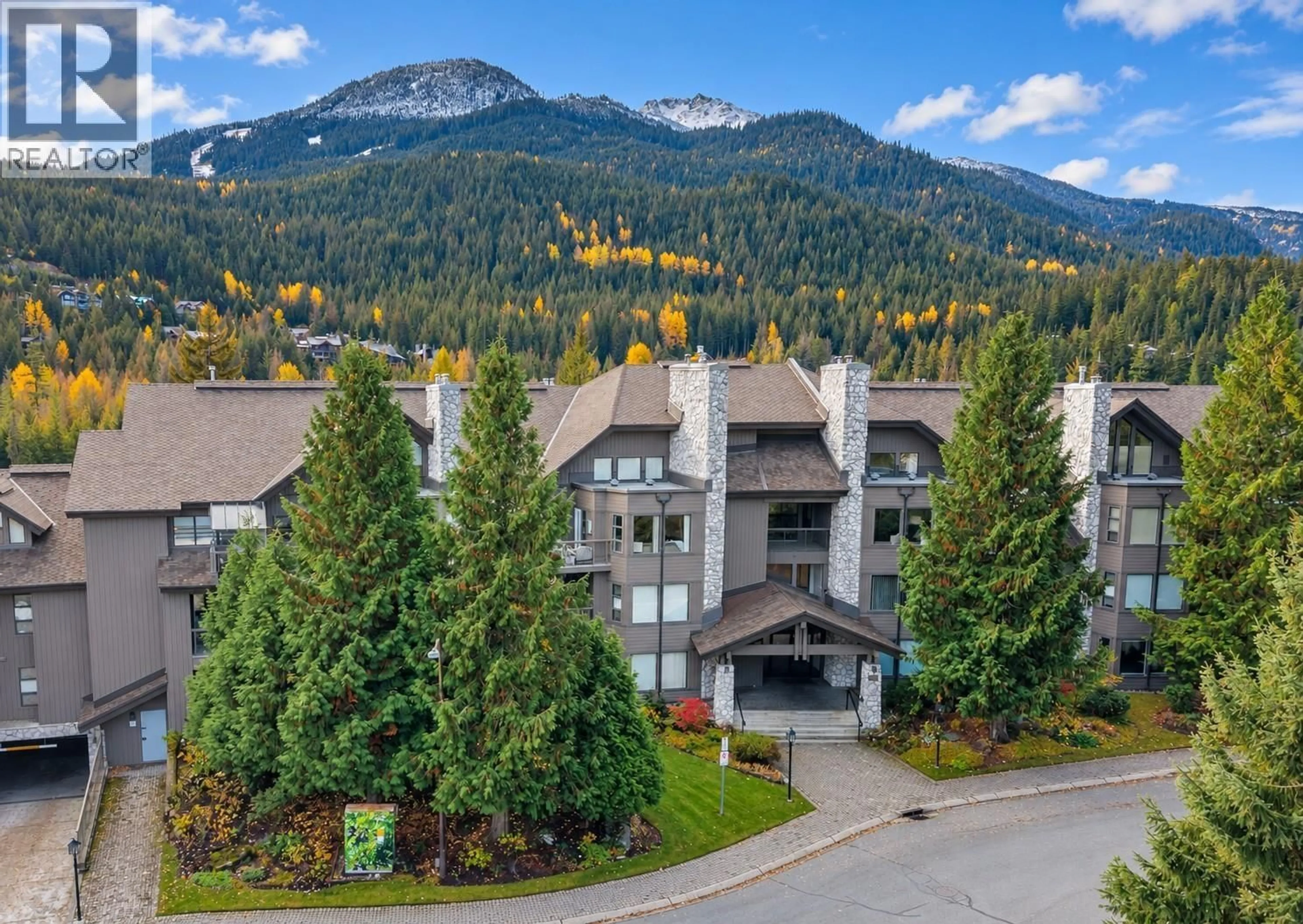 A pic from outside/outdoor area/front of a property/back of a property/a pic from drone, mountain view for 323 - 3309 PTARMIGAN PLACE, Whistler British Columbia V8E0V6