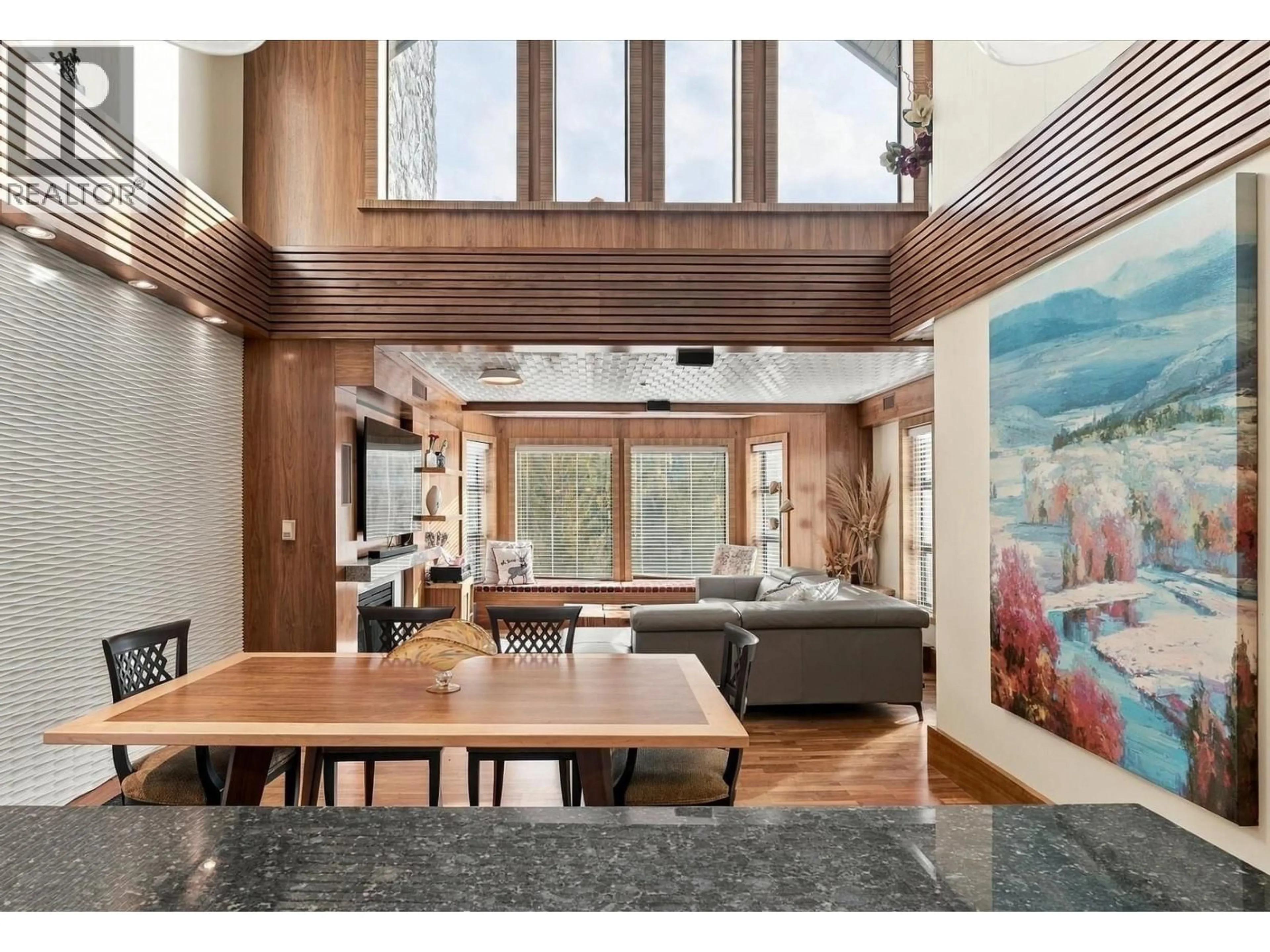 Unknown for 323 - 3309 PTARMIGAN PLACE, Whistler British Columbia V8E0V6