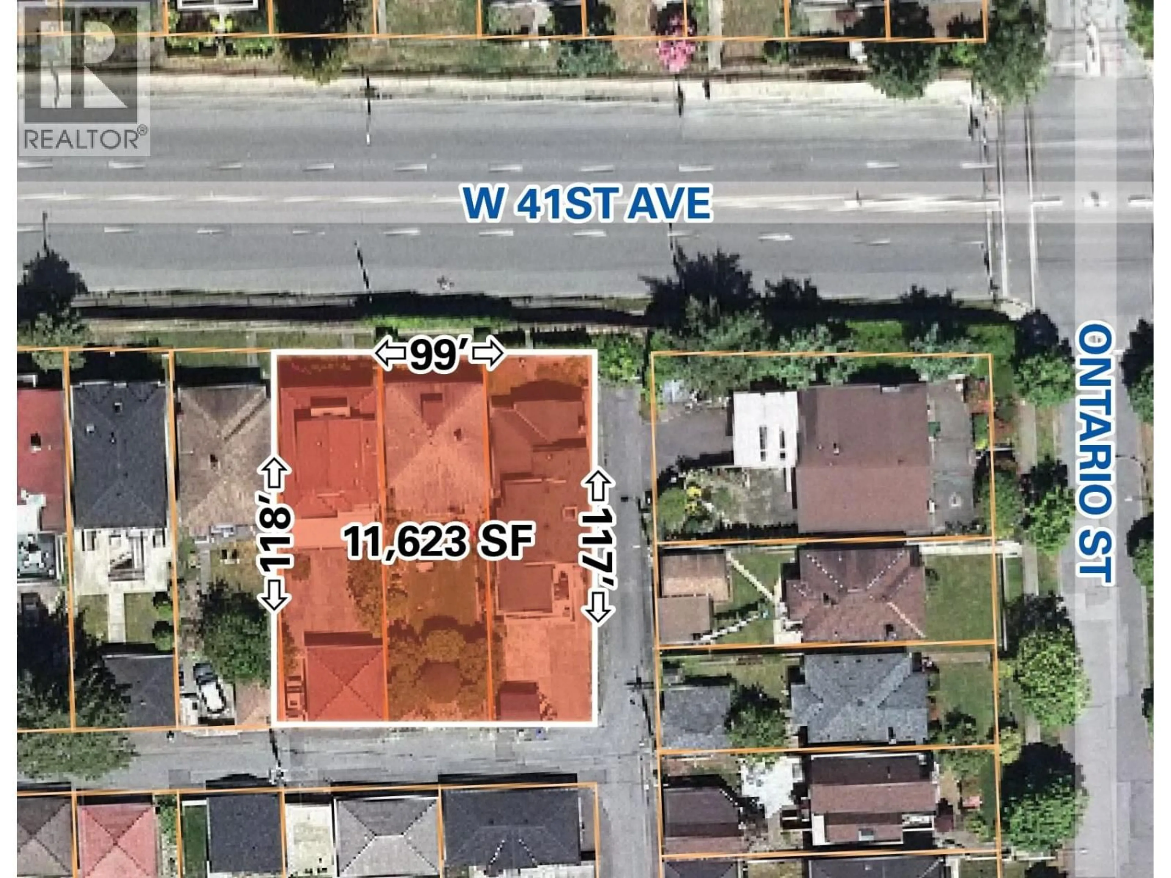 A pic from outside/outdoor area/front of a property/back of a property/a pic from drone, street for 38 41ST AVENUE, Vancouver British Columbia V5Y2R9