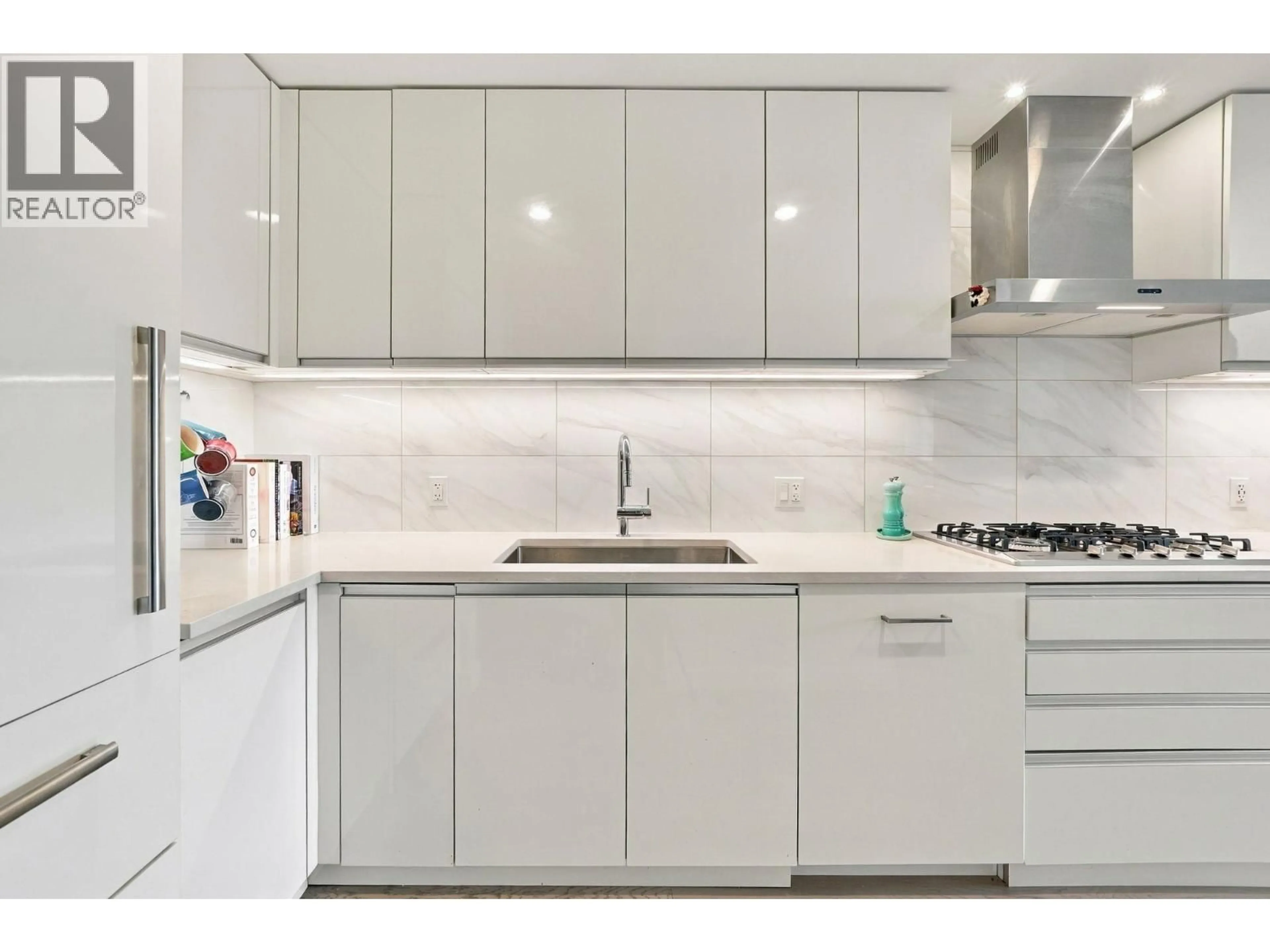 Standard kitchen, unknown for 401 - 528 W KING EDWARD AVENUE, Vancouver British Columbia V5Z2C3