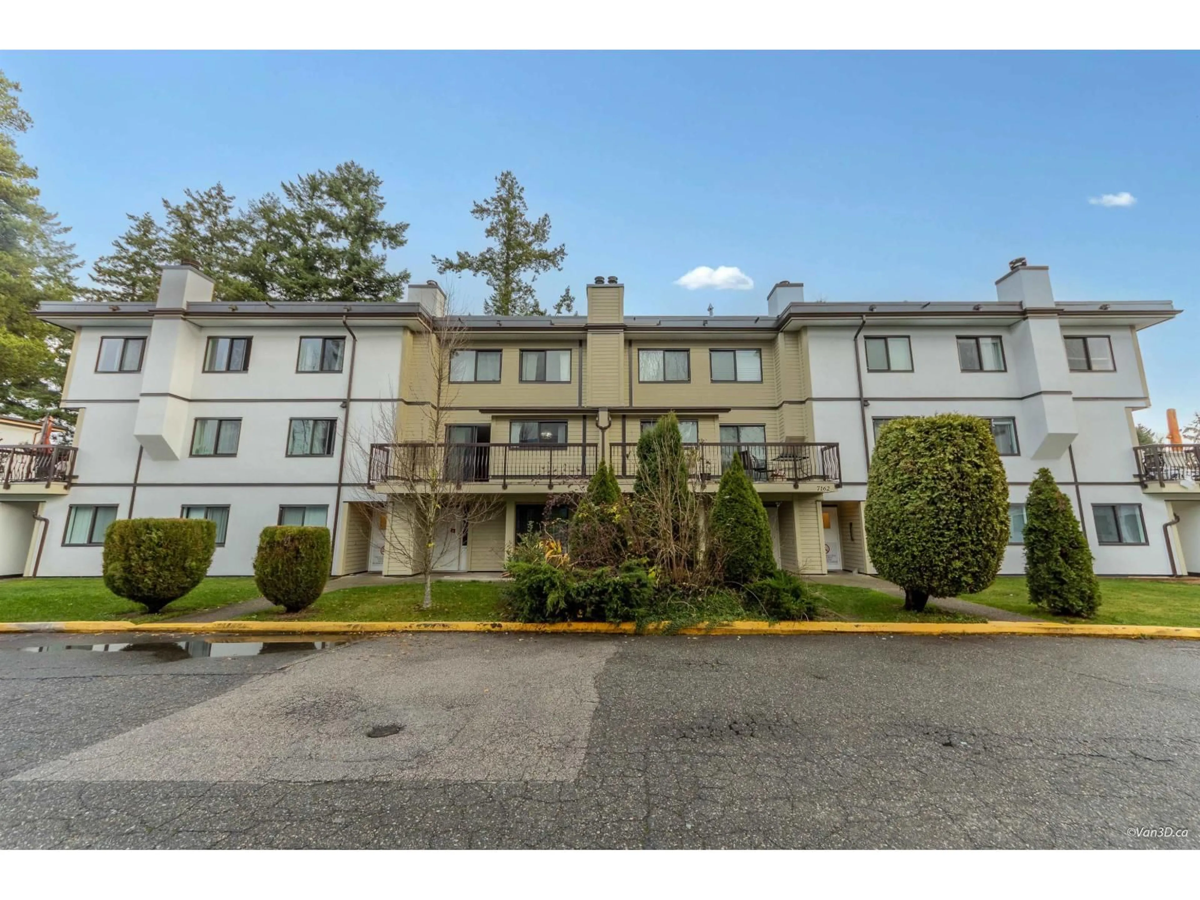 Unknown for 203 - 7162 133A STREET, Surrey British Columbia V3W7Z9