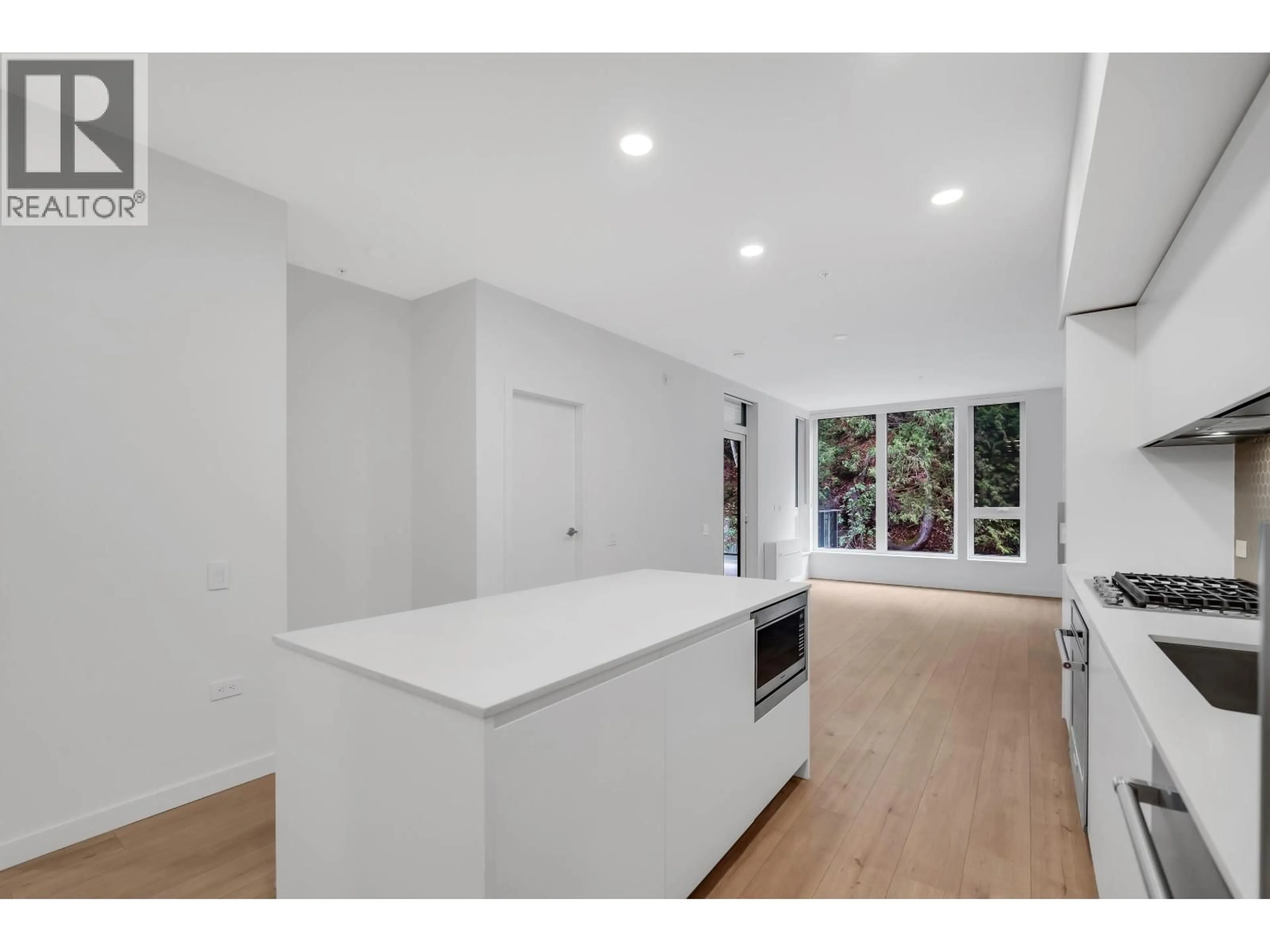 Open concept kitchen, unknown for 214 - 1506 SCOTT CRESCENT, Squamish British Columbia V8B1G4