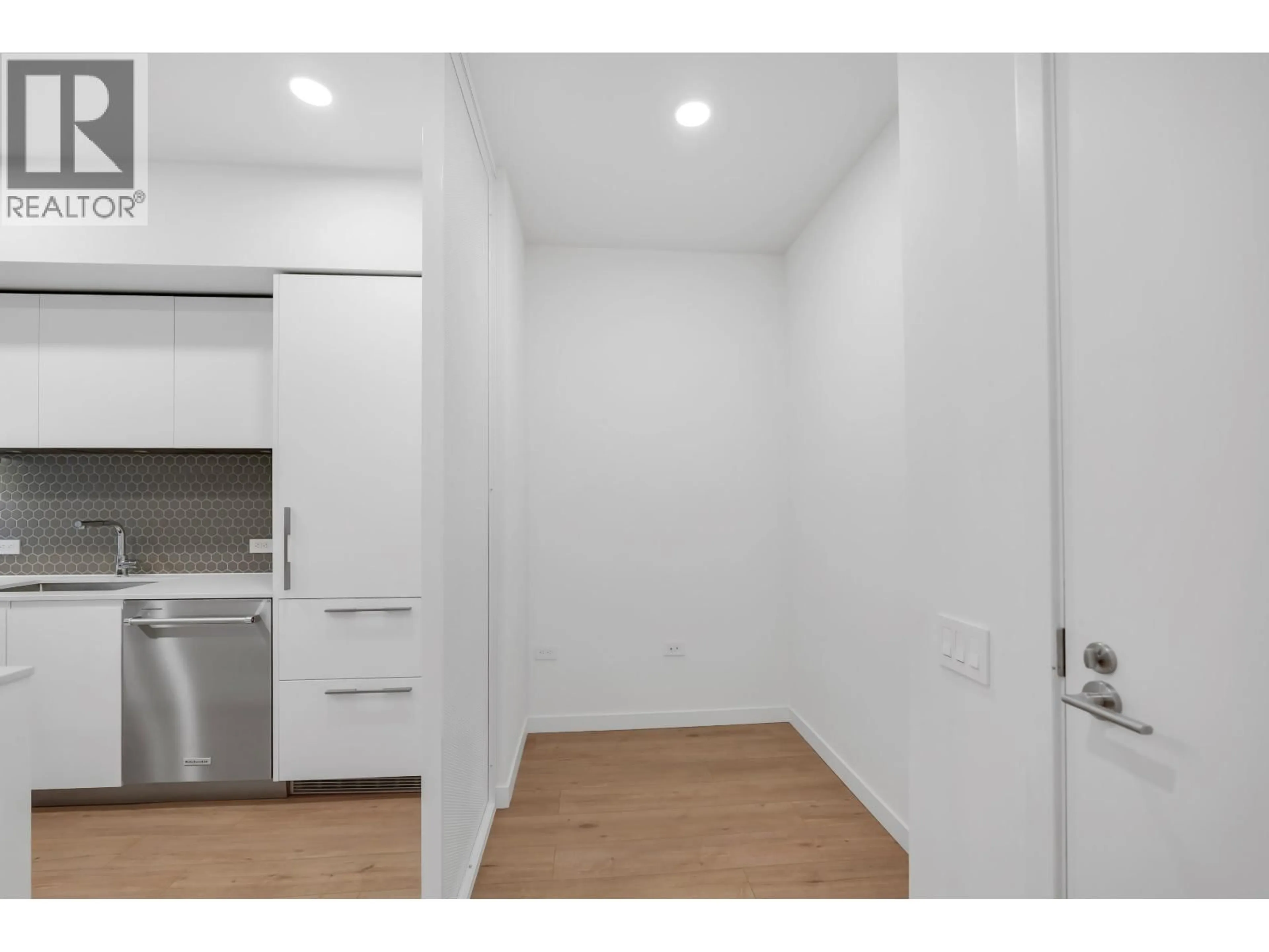 Unknown for 214 - 1506 SCOTT CRESCENT, Squamish British Columbia V8B1G4