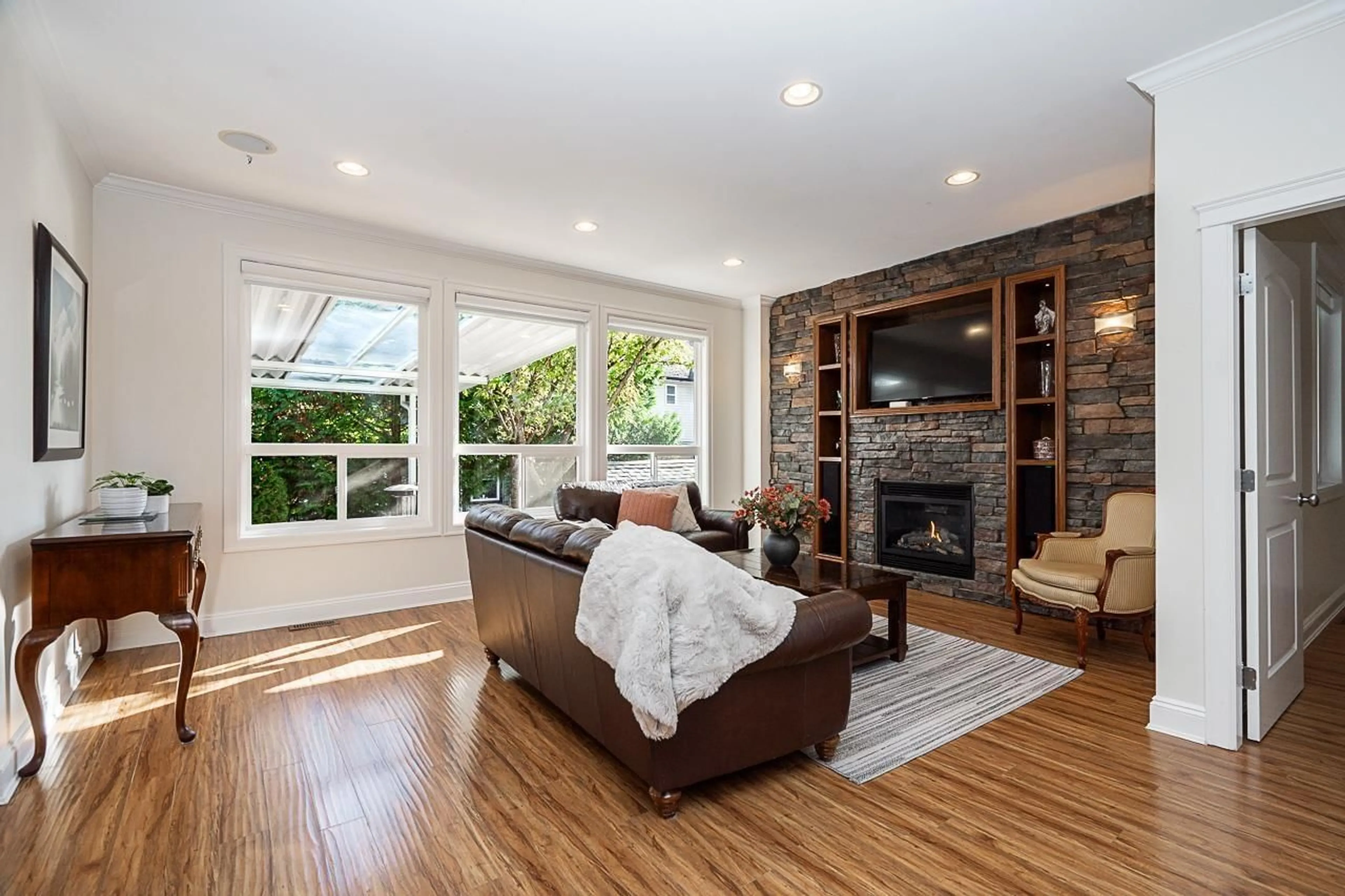 Living room with furniture, unknown for 8348 167A STREET, Surrey British Columbia V4N5E7