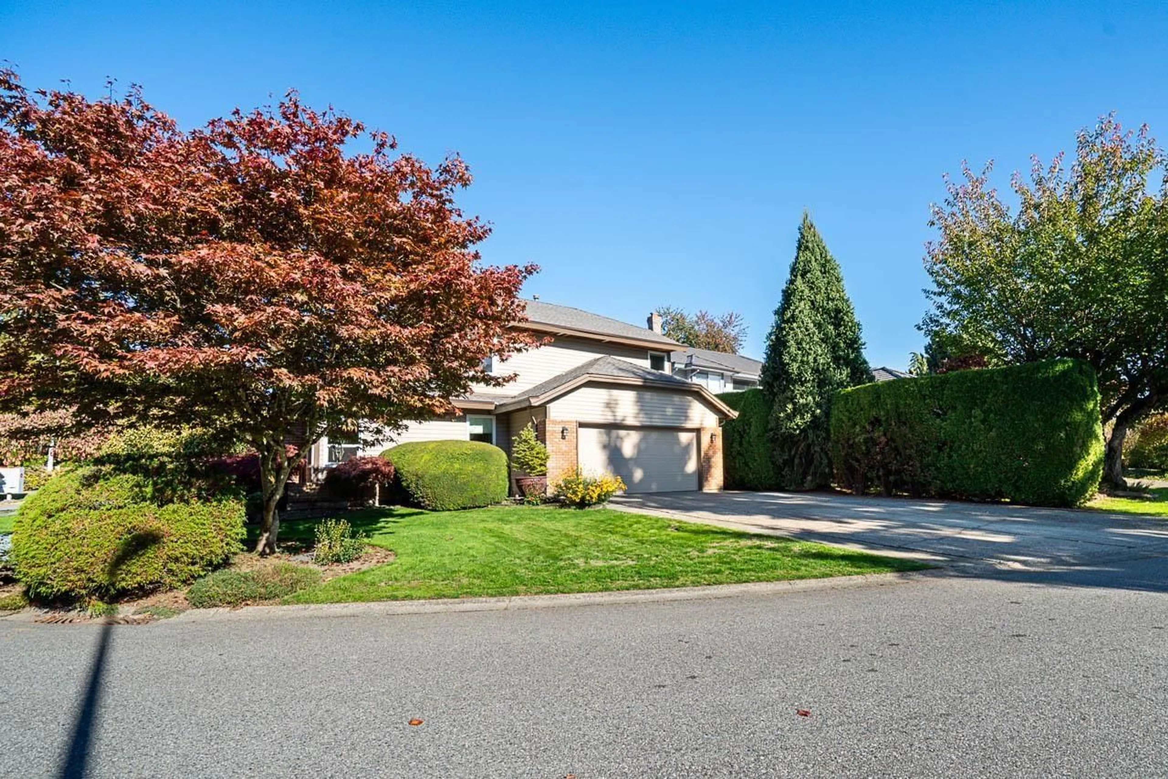 Unknown for 16173 BROOKSIDE GROVE, Surrey British Columbia V4N1S8