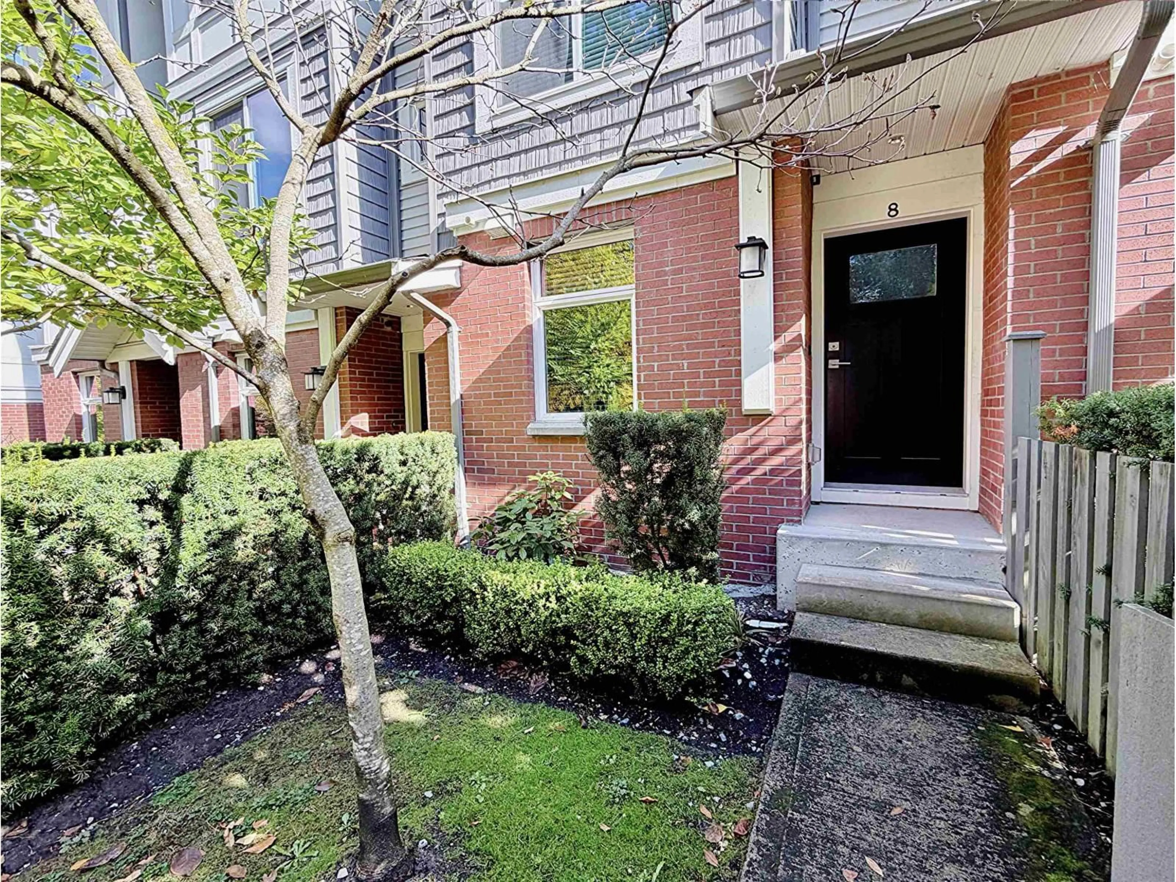 Unknown for 8 - 9718 161A STREET, Surrey British Columbia V4N6S7