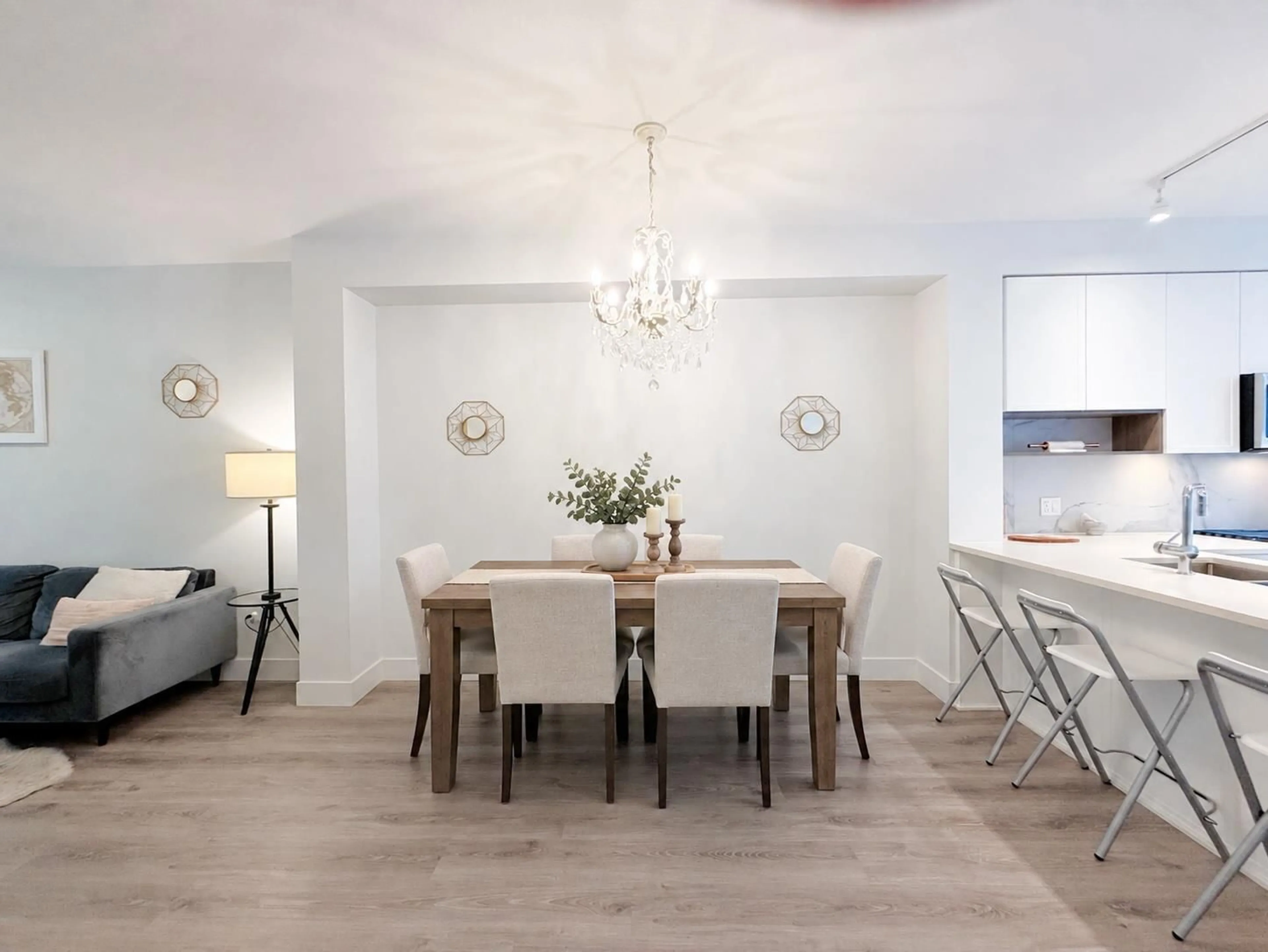 Dining room, wood/laminate floor for 8 - 9718 161A STREET, Surrey British Columbia V4N6S7