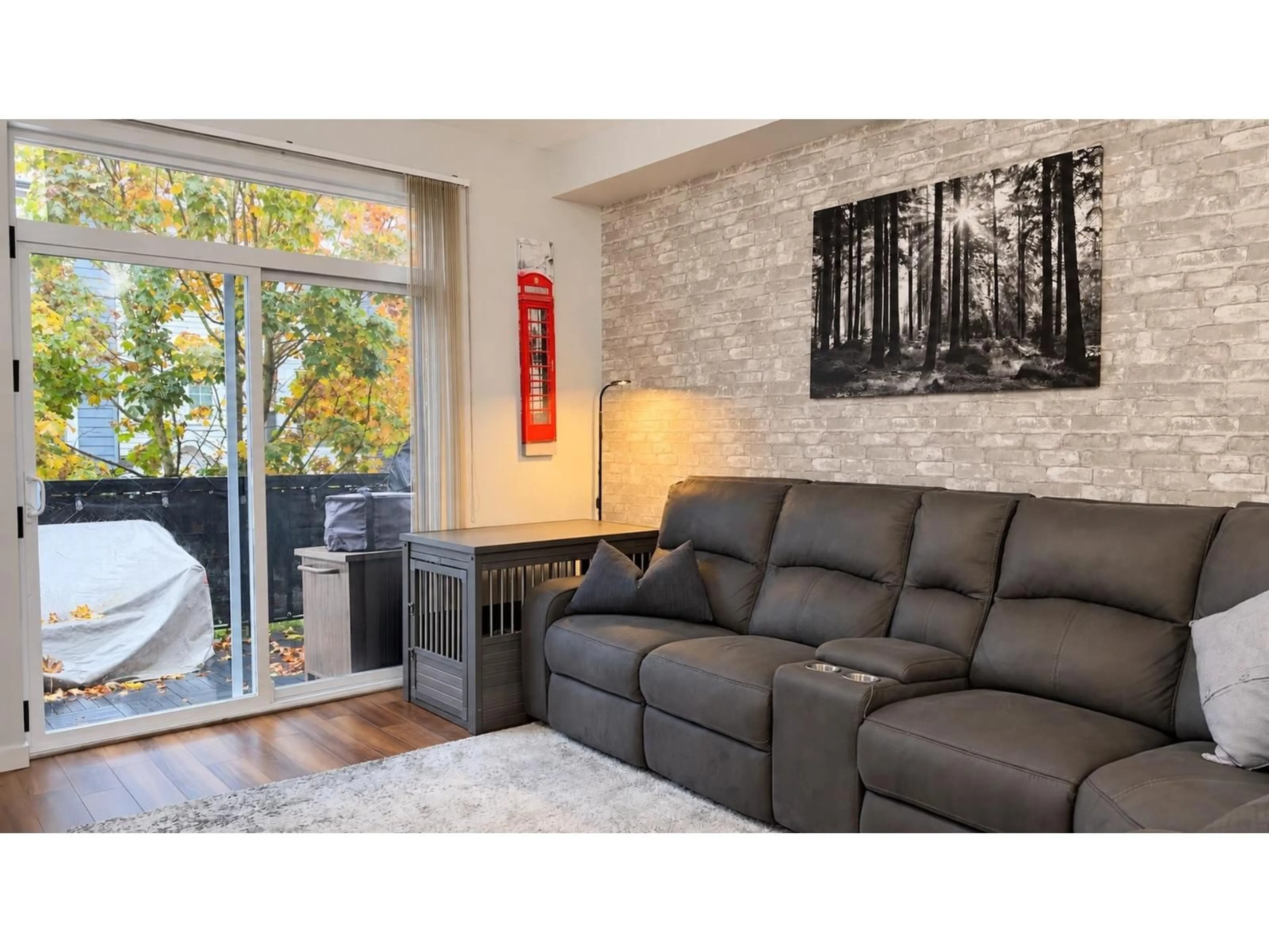 Living room with furniture, unknown for 114 - 14833 61 AVENUE, Surrey British Columbia V3S6T6
