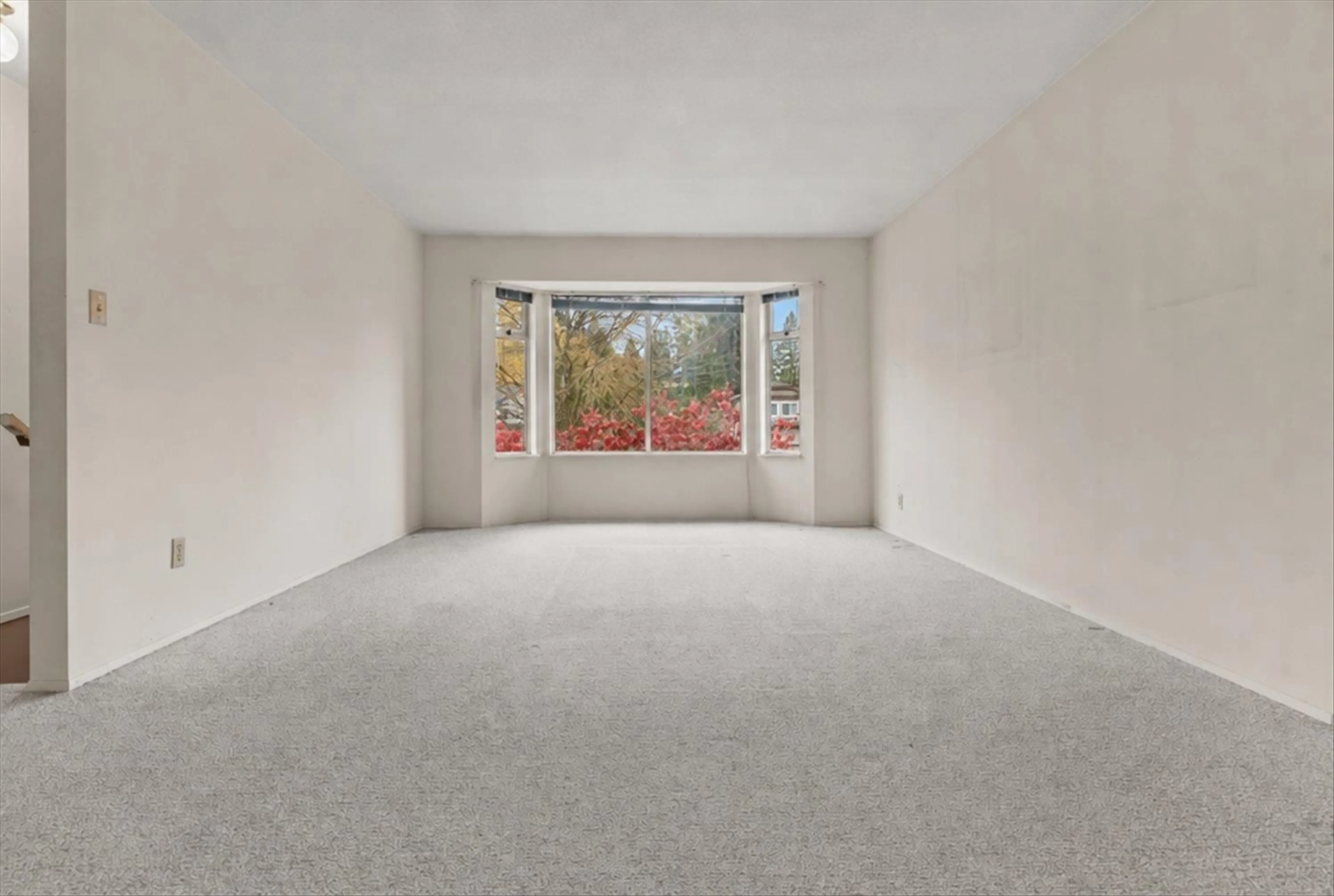 A pic of a room for 15643 98 AVENUE, Surrey British Columbia V4N2W9
