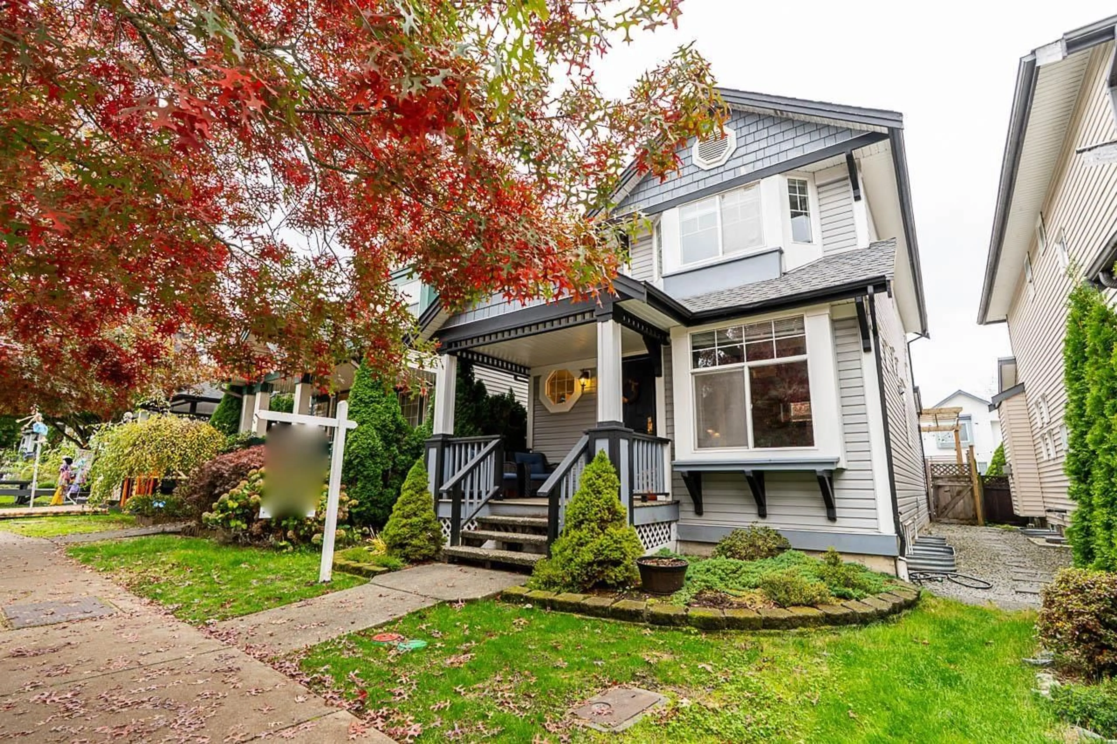 Home with vinyl exterior material, street for 6689 185TH STREET, Surrey British Columbia V3S9B2