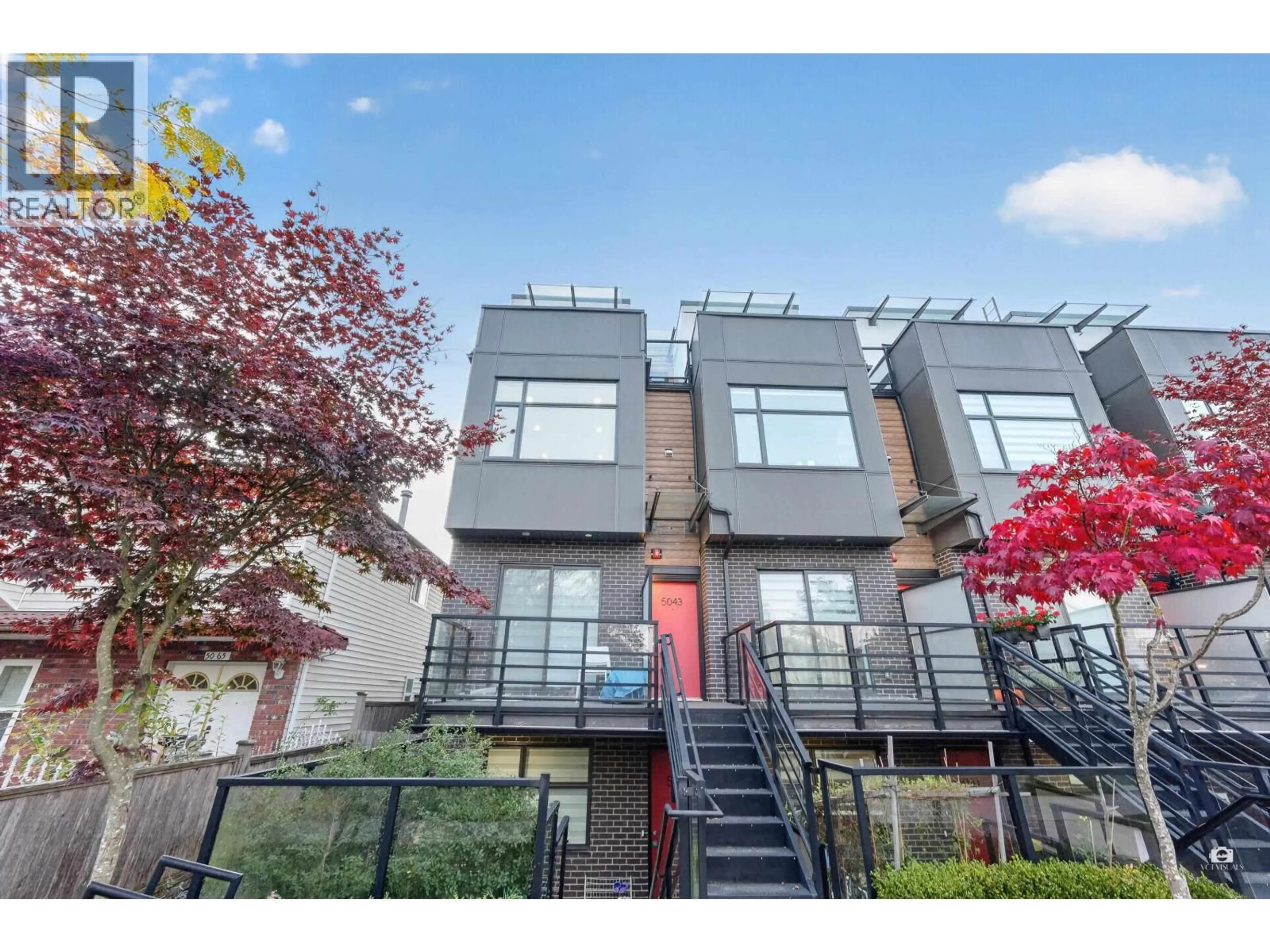 Unknown for 5043 CHAMBERS STREET, Vancouver British Columbia V5R3L8