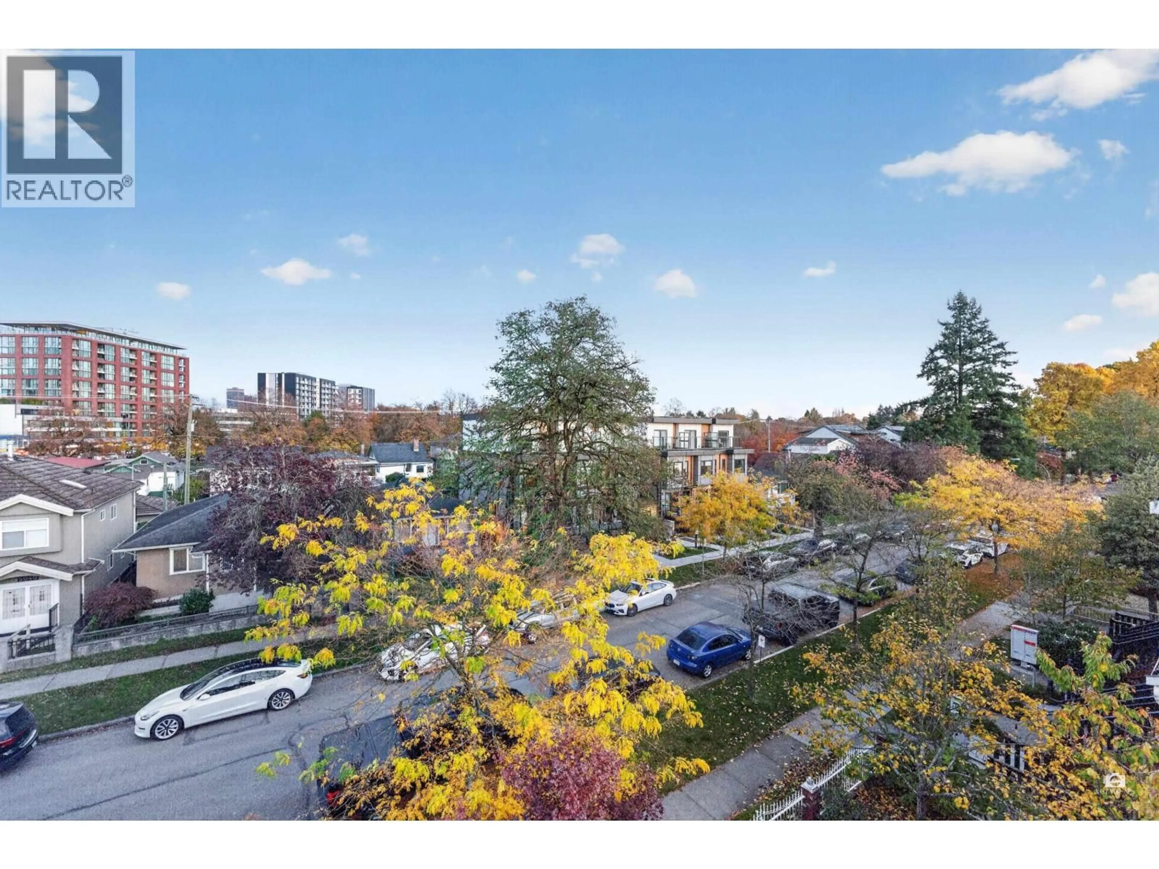A pic from outside/outdoor area/front of a property/back of a property/a pic from drone, unknown for 5043 CHAMBERS STREET, Vancouver British Columbia V5R3L8
