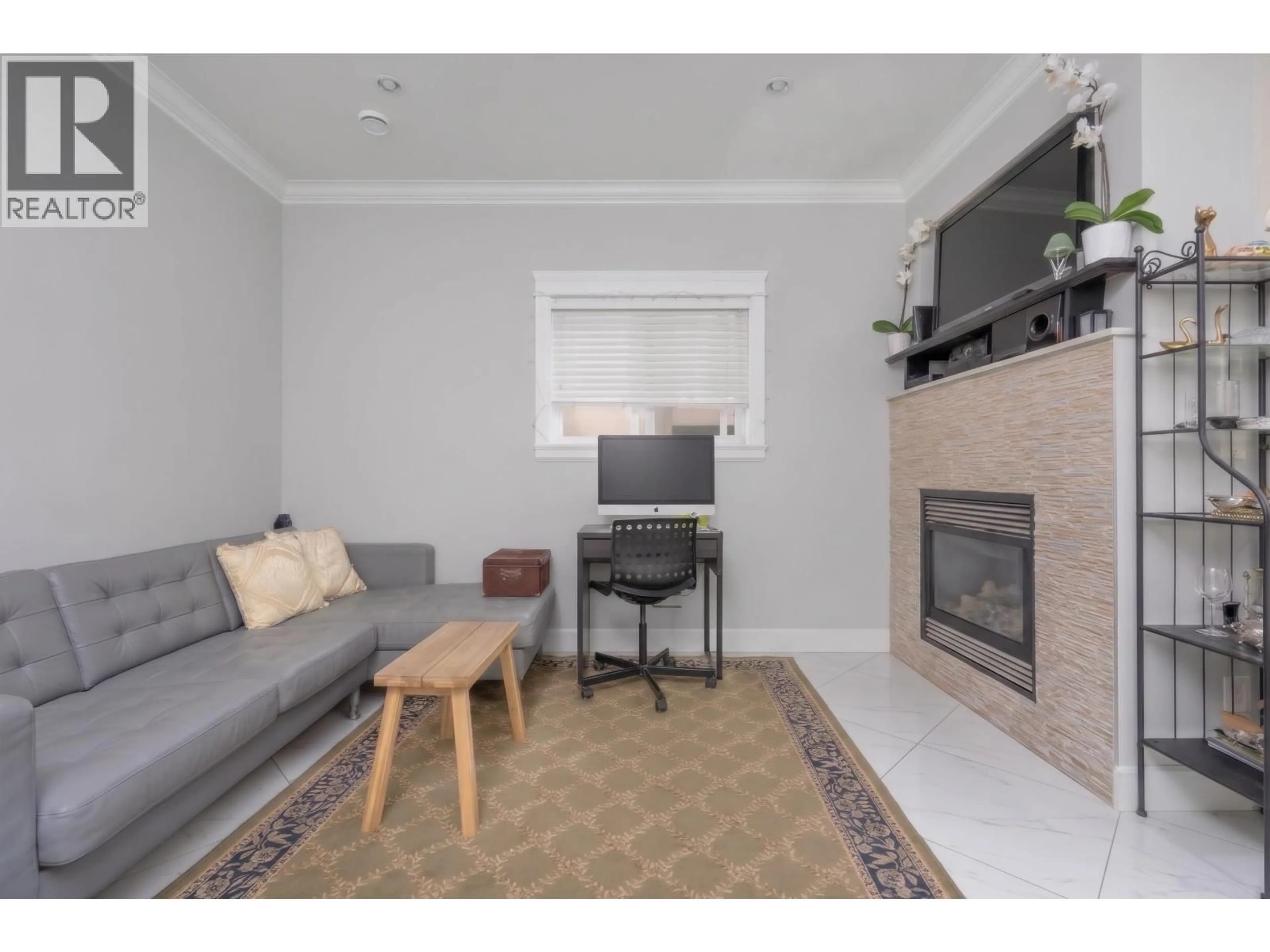 Living room with furniture, unknown for 7936 MAIN STREET, Vancouver British Columbia V5X3K8