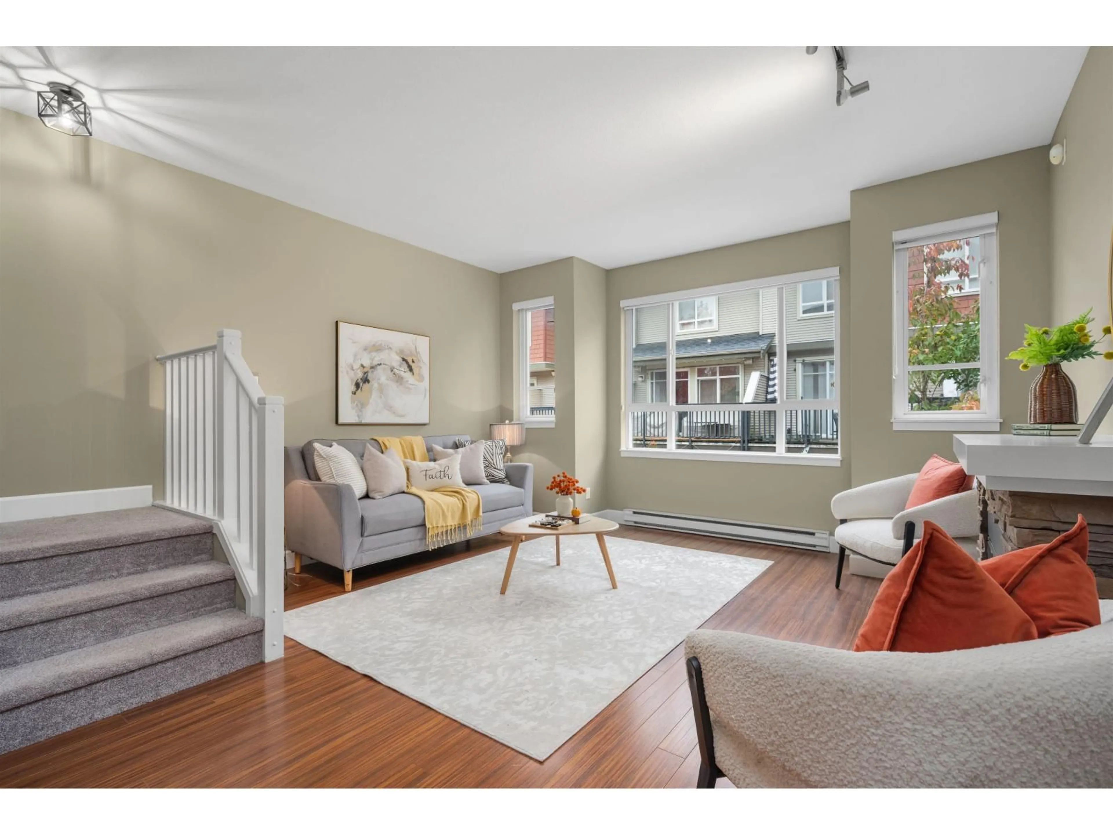Living room with furniture, unknown for 80 - 7088 191 STREET, Surrey British Columbia V4N0B4
