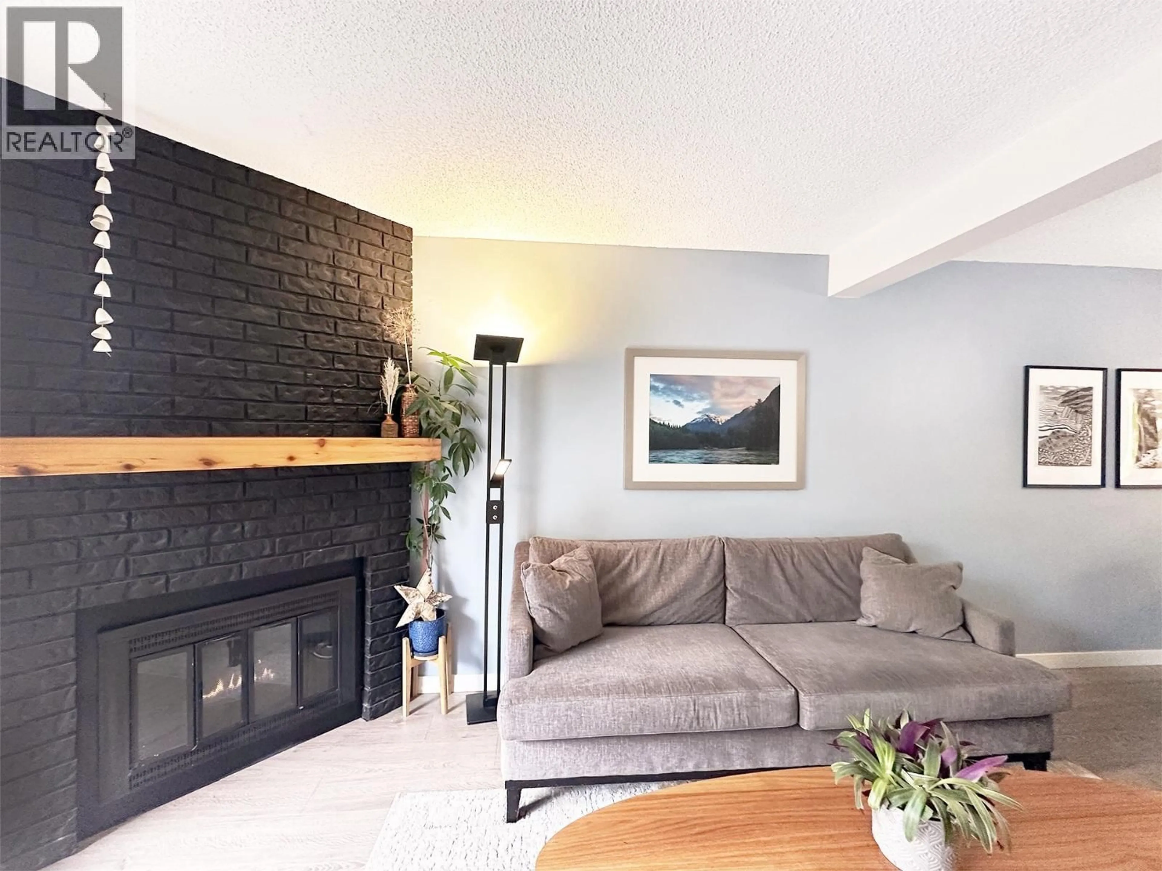 Living room with furniture, unknown for 30 - 3150 58TH AVENUE, Vancouver British Columbia V5S3S9