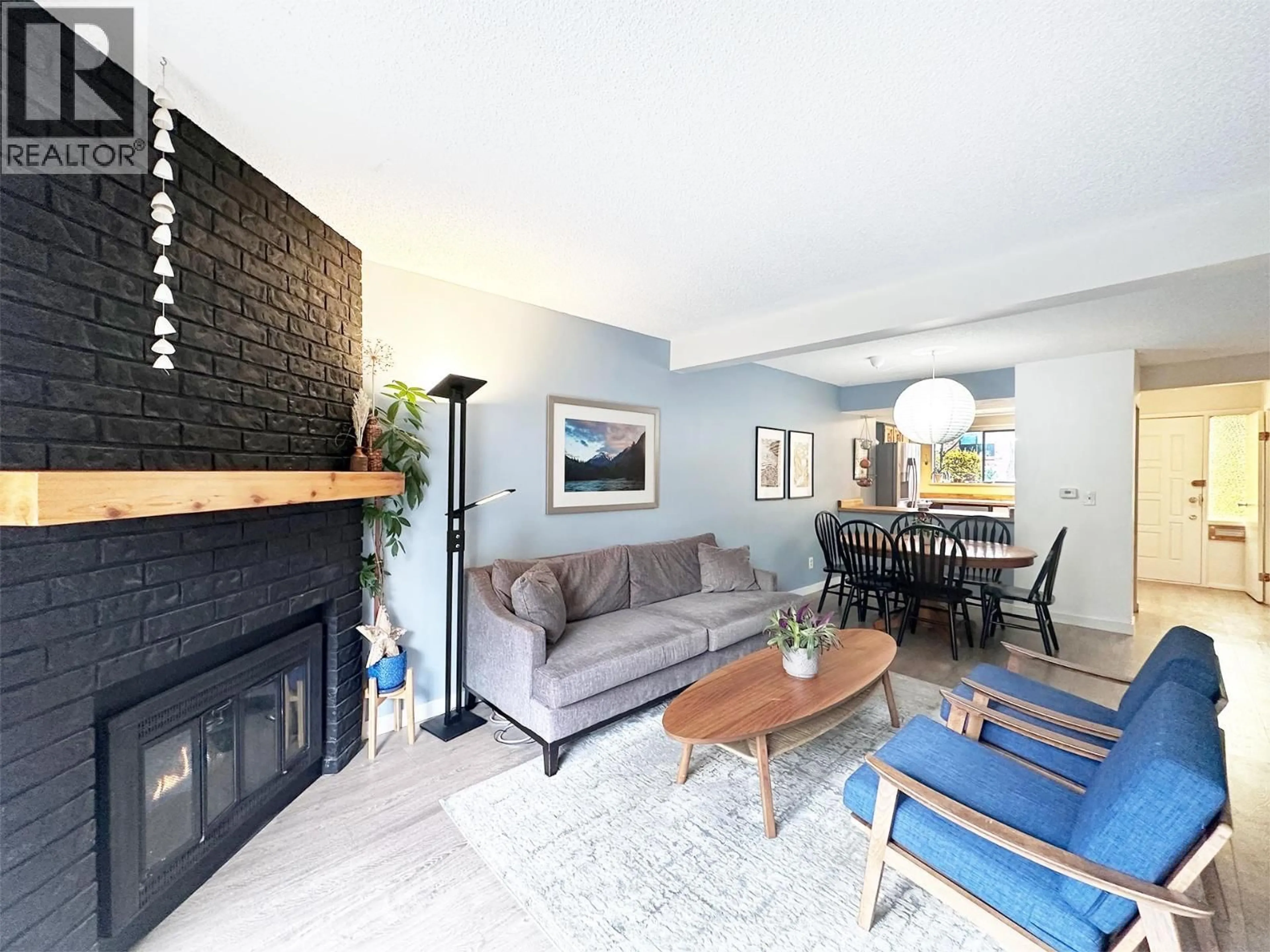 Living room with furniture, unknown for 30 - 3150 58TH AVENUE, Vancouver British Columbia V5S3S9