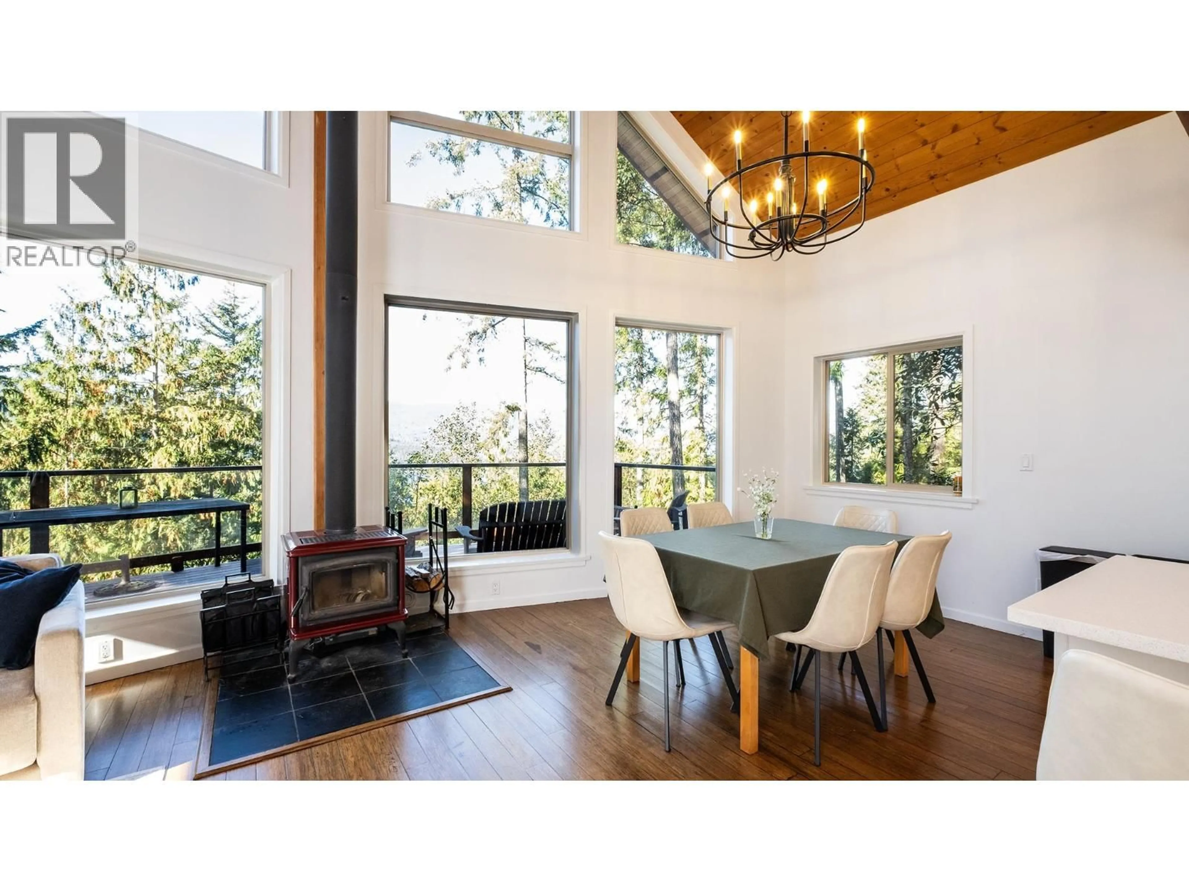 Dining room, unknown for 6855 SEAVIEW ROAD, Sechelt British Columbia V7Z0E1