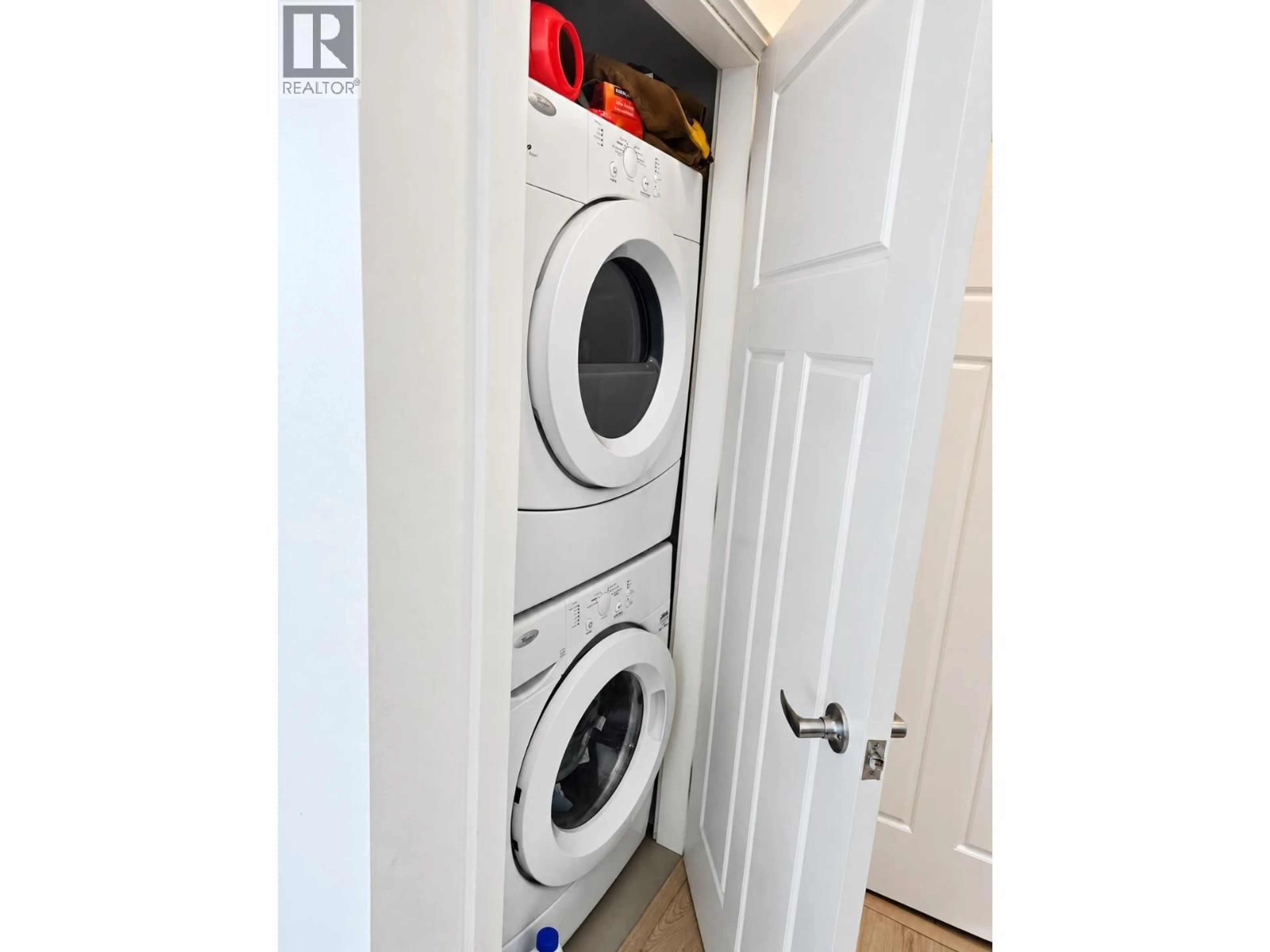 Laundry room for 2704 - 2968 GLEN DRIVE, Coquitlam British Columbia V3B0C4