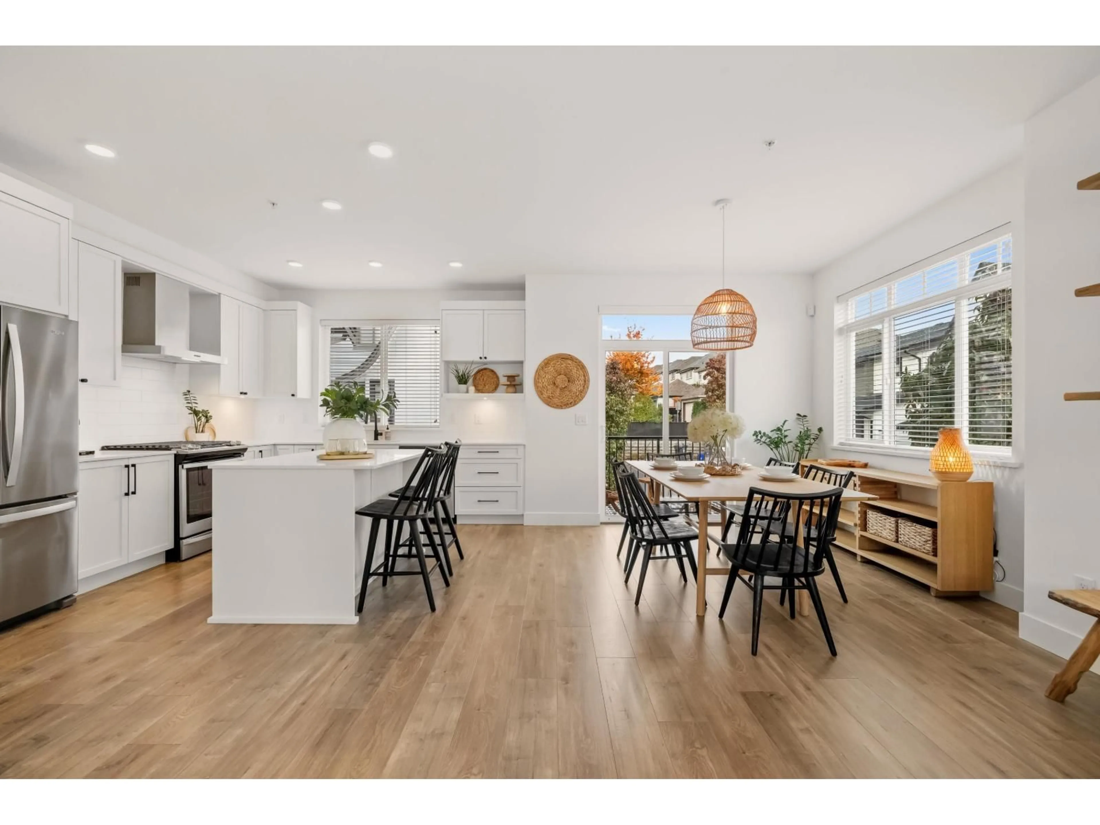 Open concept kitchen, unknown for 18 - 6897 201 STREET, Langley British Columbia V2Y0Z3