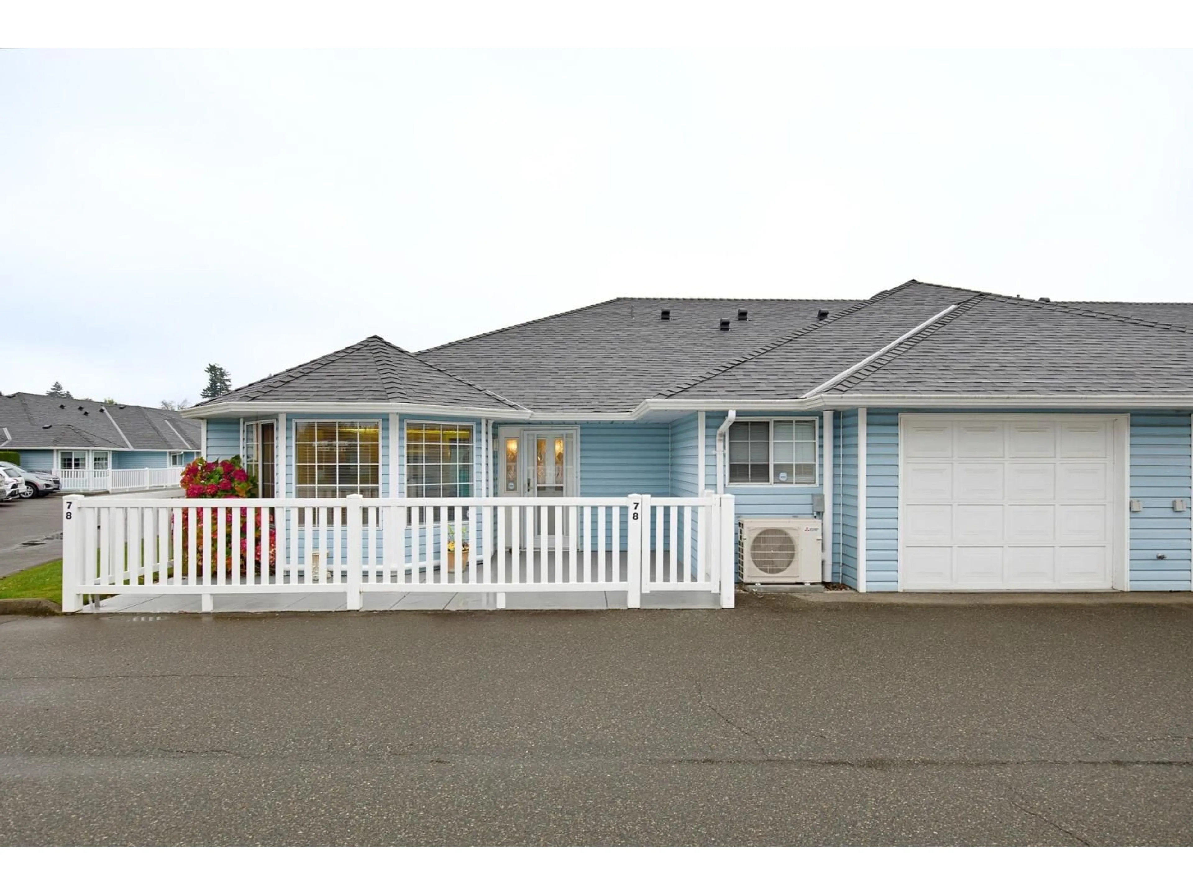 Home with vinyl exterior material, street for 78 - 1450 MCCALLUM ROAD, Abbotsford British Columbia V2S8A5