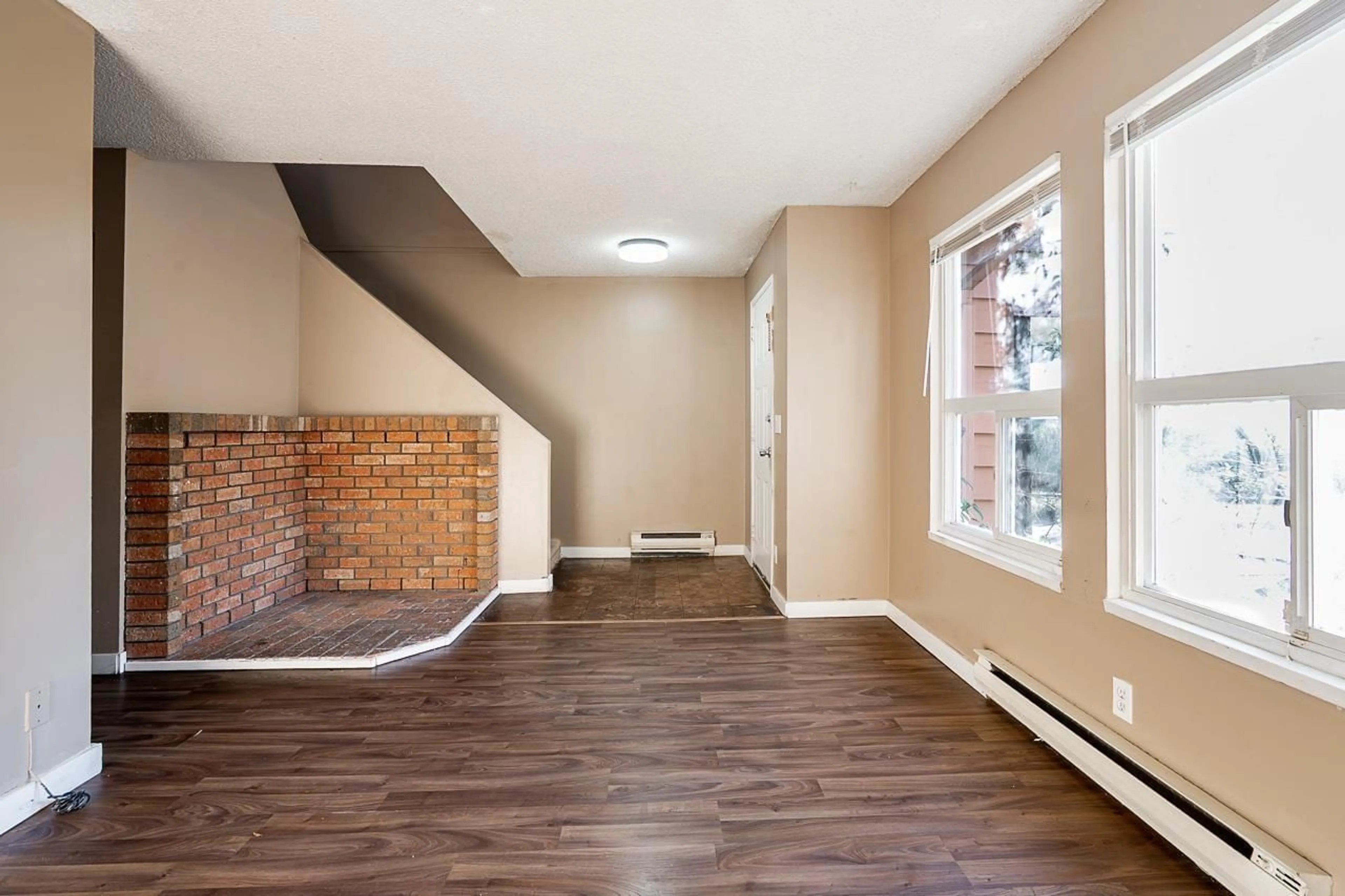 Indoor entryway for 13127 BALLOCH DRIVE, Surrey British Columbia V3V6Y2