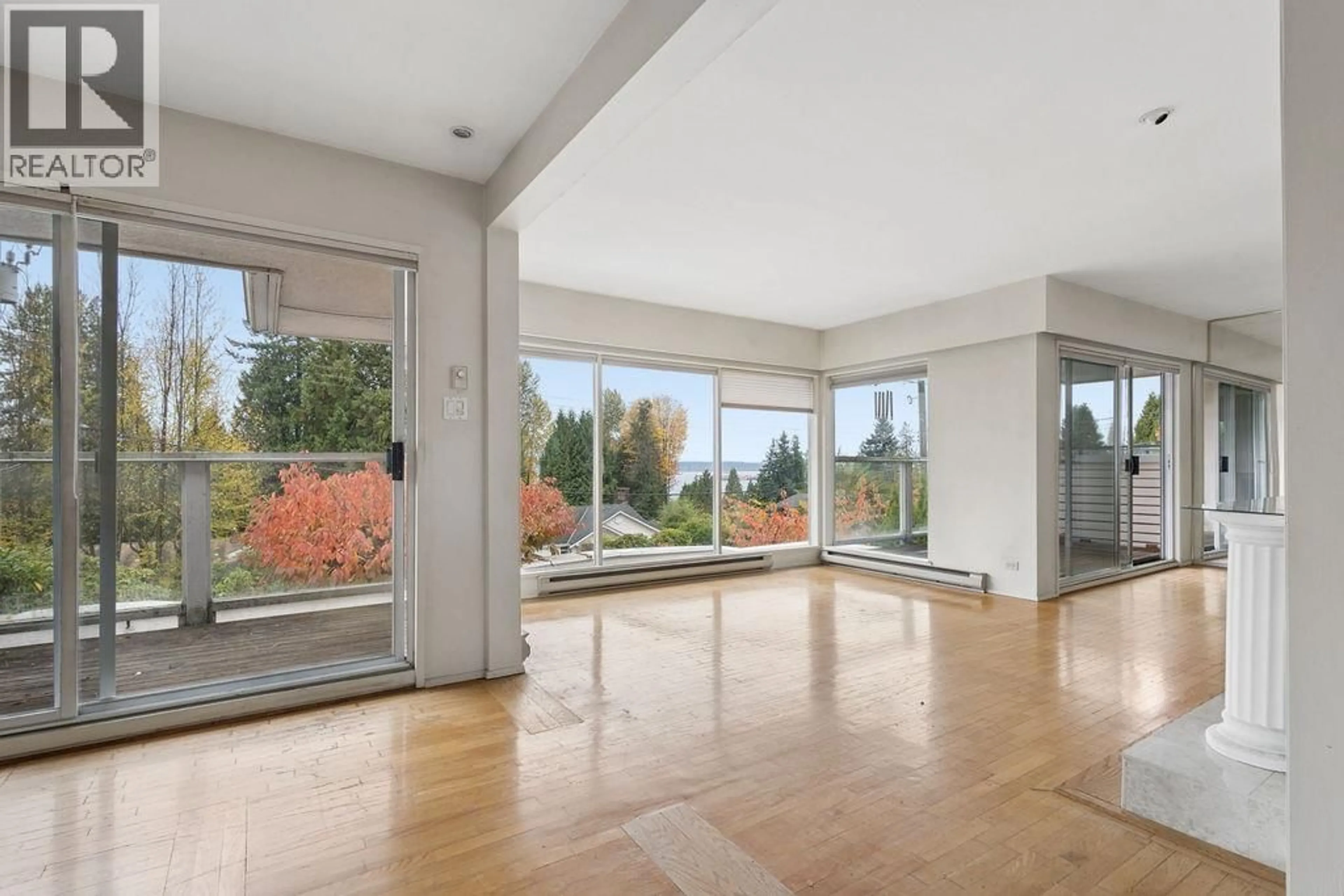 Unknown for 1115 OTTABURN ROAD, West Vancouver British Columbia V7S2J7