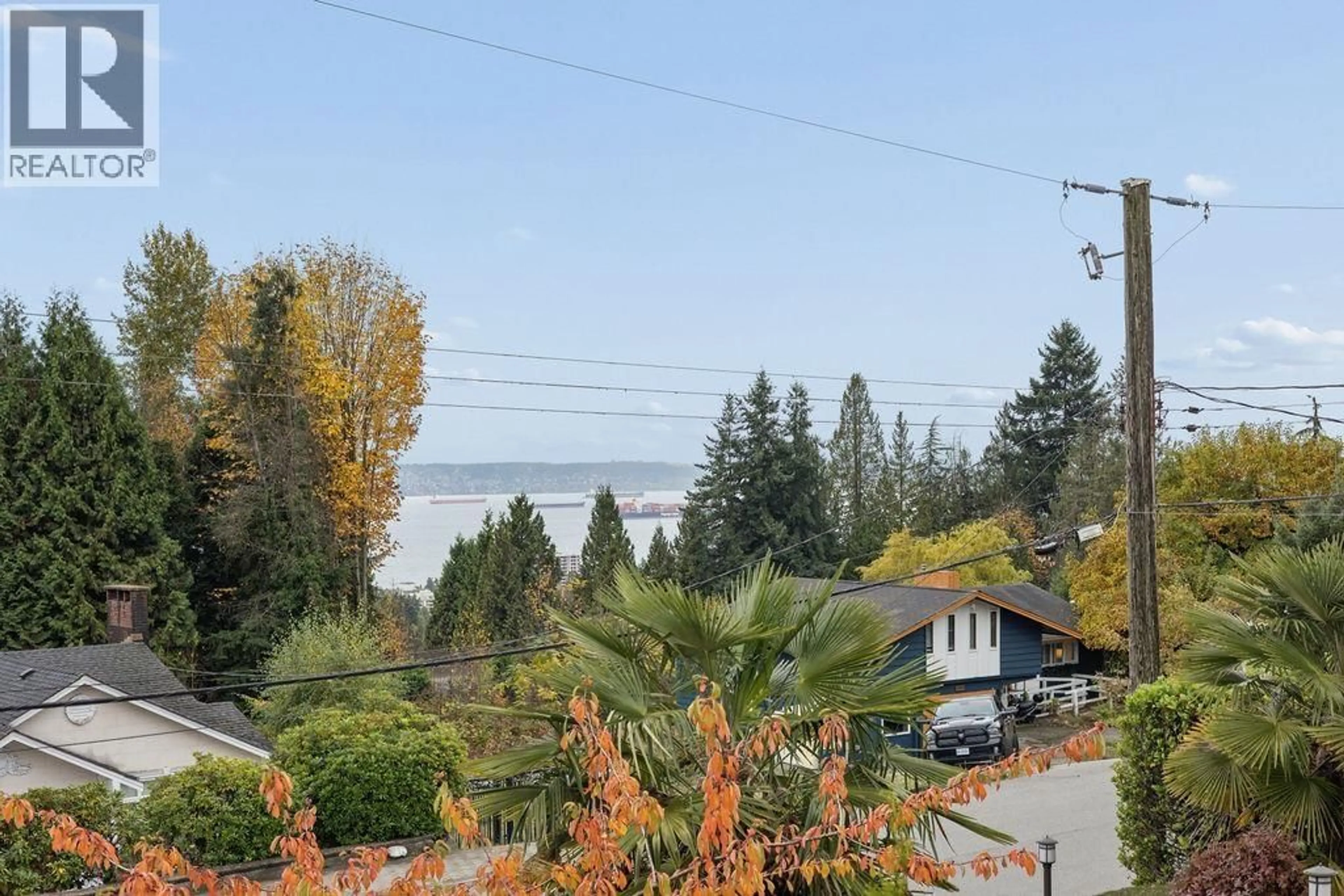 Unknown for 1115 OTTABURN ROAD, West Vancouver British Columbia V7S2J7