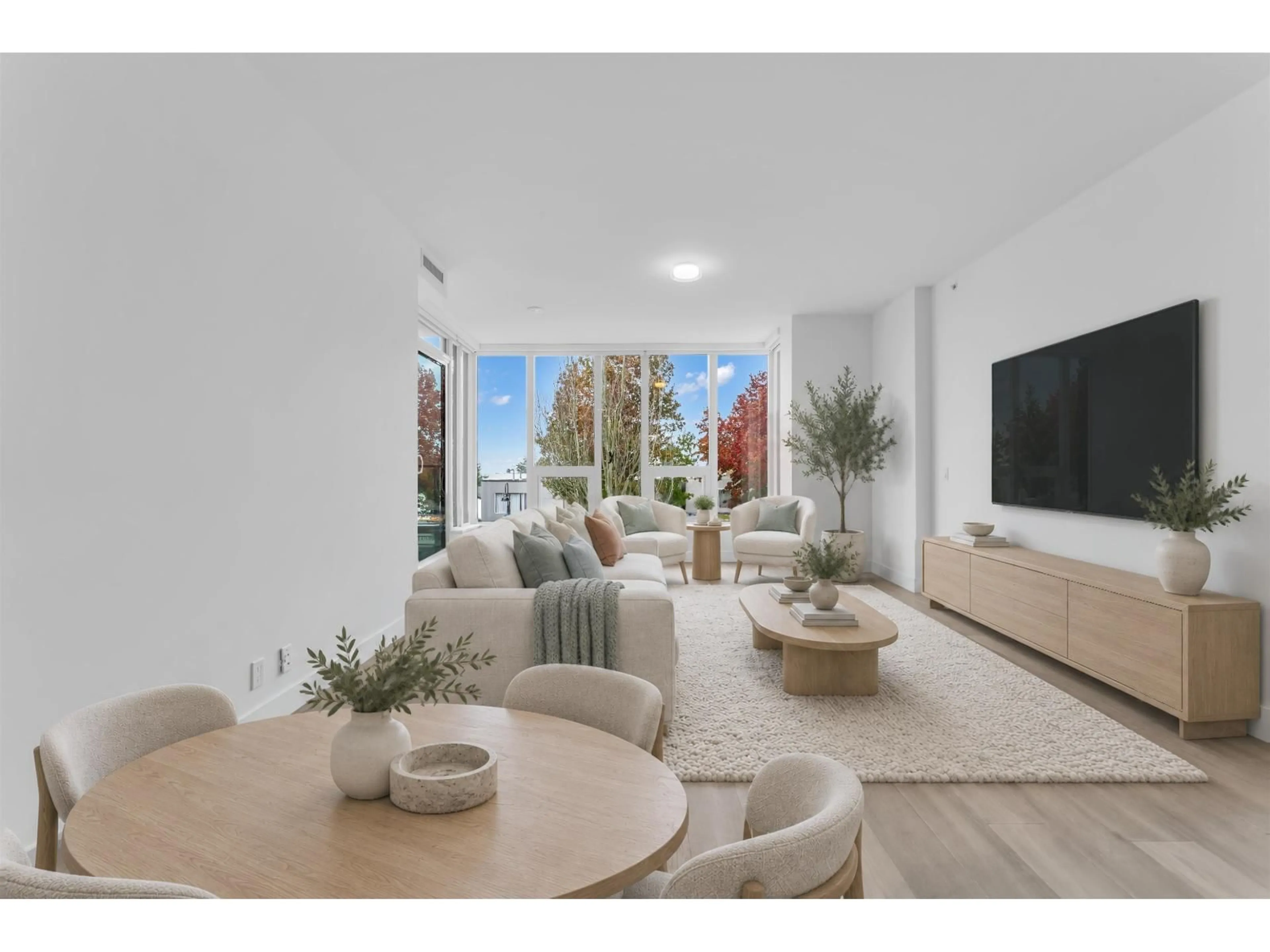 Living room with furniture, unknown for 211 - 1342 JOHNSTON ROAD, White Rock British Columbia V4B0C7